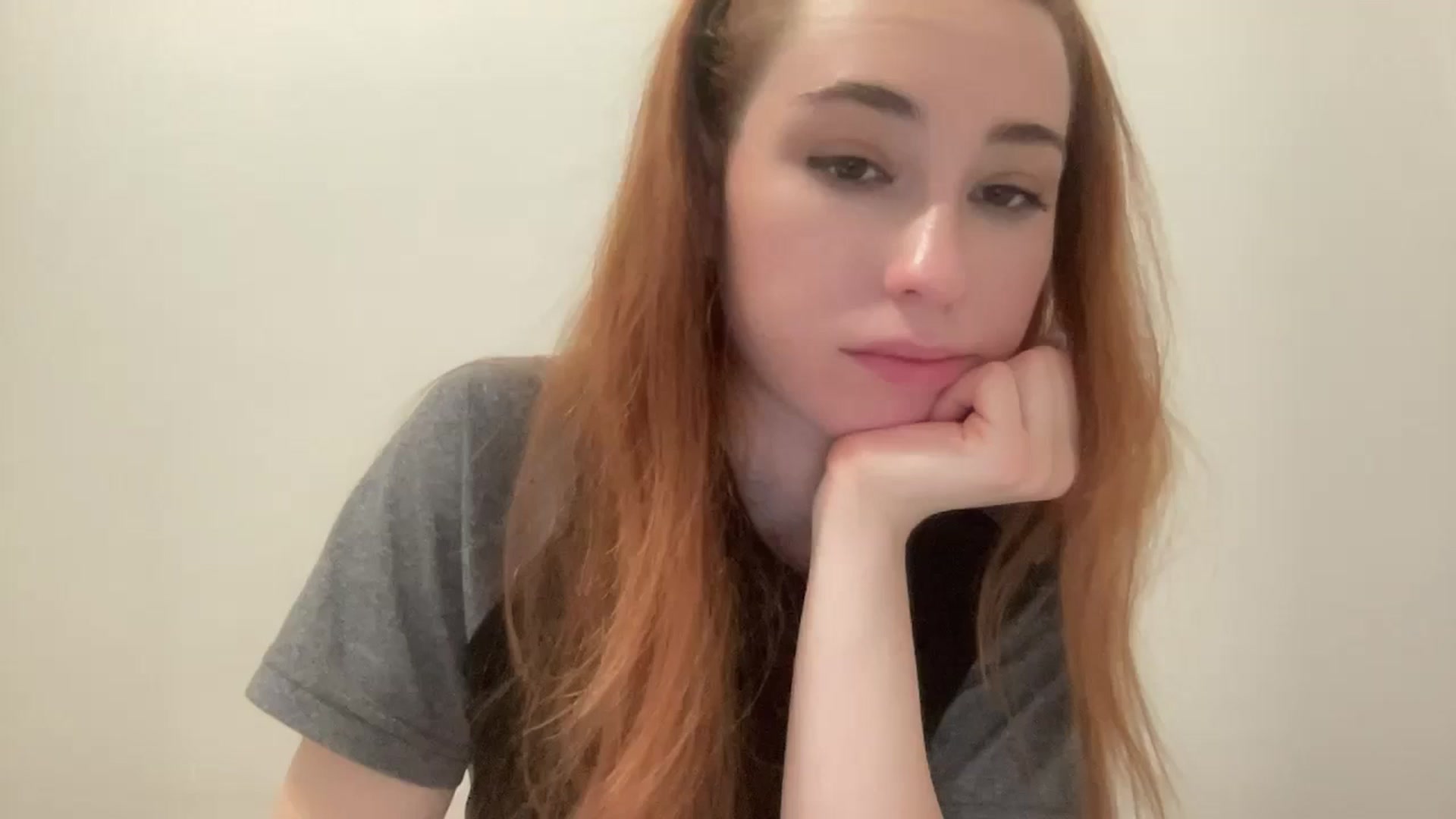 Gallery image thumbnail from Just_I's myfreecams stream on, 12/08/2024, 20:43 image 20 of 20