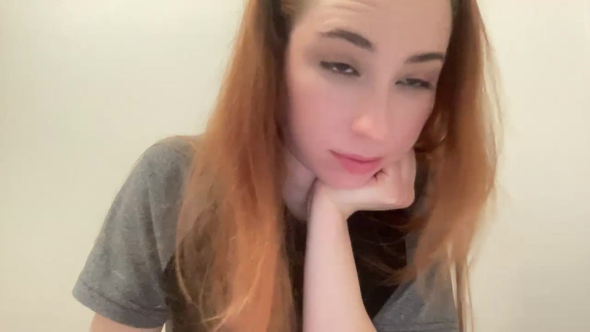 Gallery image thumbnail from Just_I's myfreecams stream on, 12/08/2024, 20:43 image 13 of 20