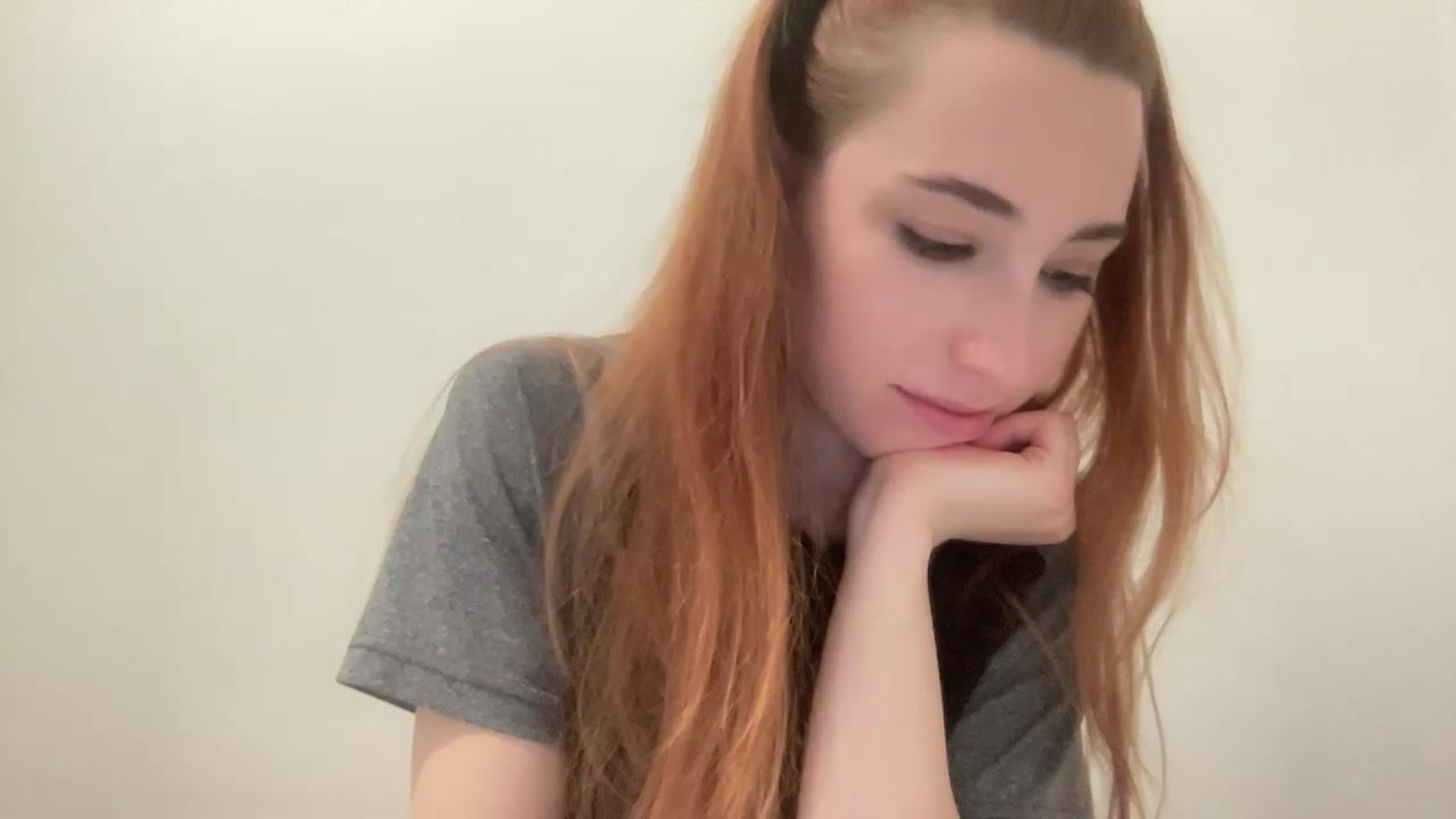 Gallery image thumbnail from Just_I's myfreecams stream on, 12/08/2024, 20:43 image 15 of 20