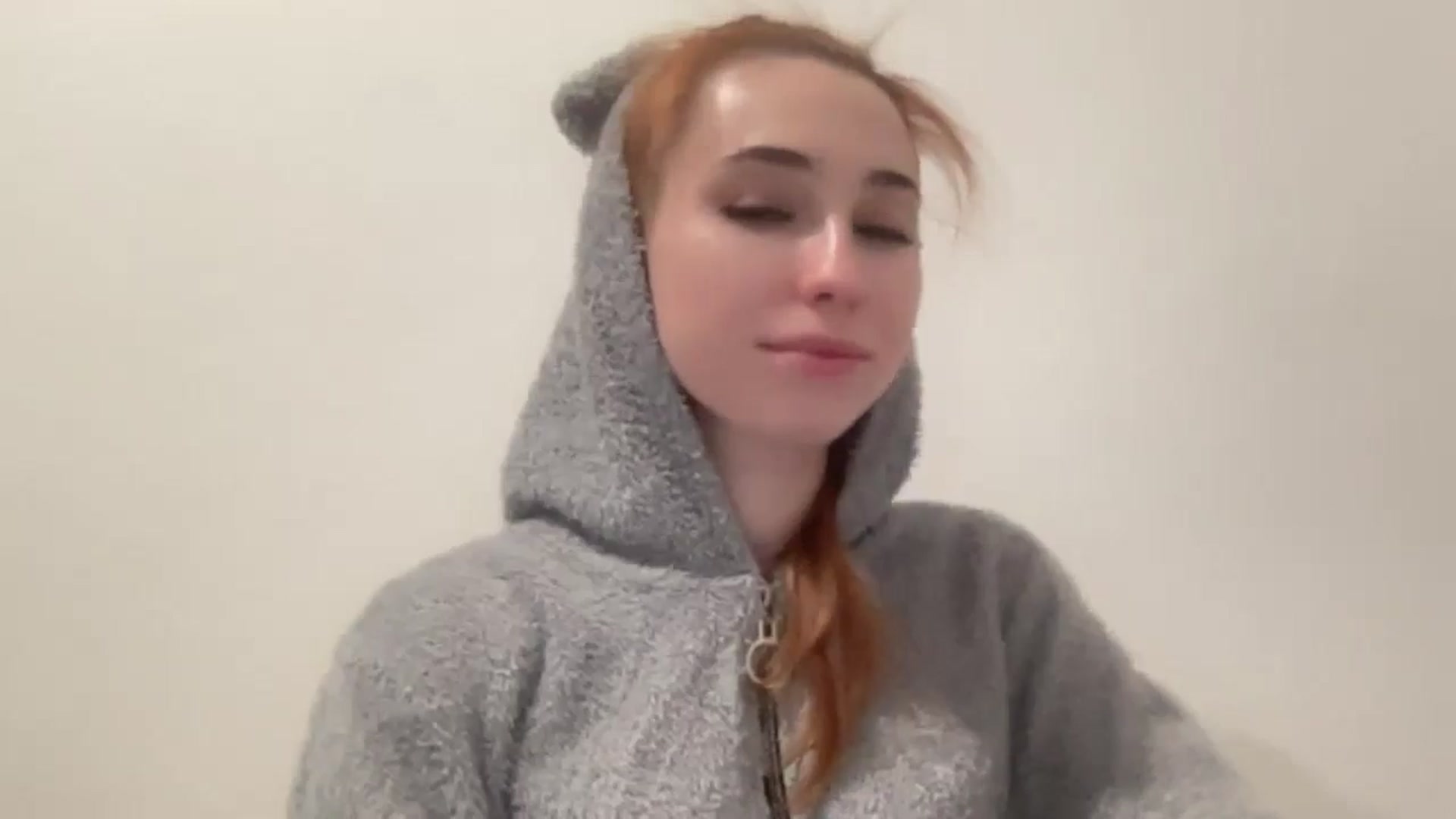 Gallery image thumbnail from Just_I's myfreecams stream on, 12/09/2024, 21:28 image 17 of 20