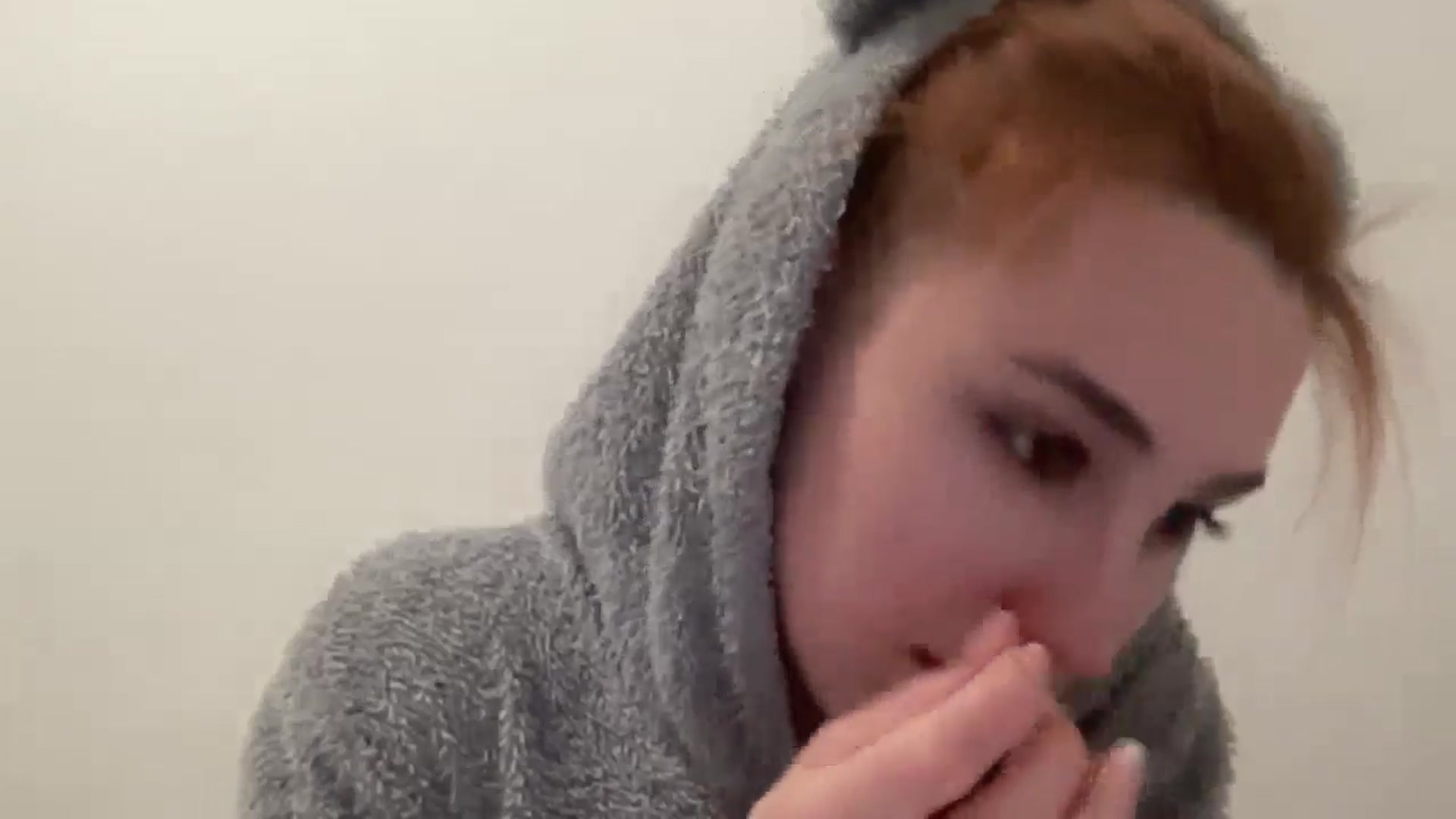Gallery image thumbnail from Just_I's myfreecams stream on, 12/09/2024, 21:28 image 13 of 20