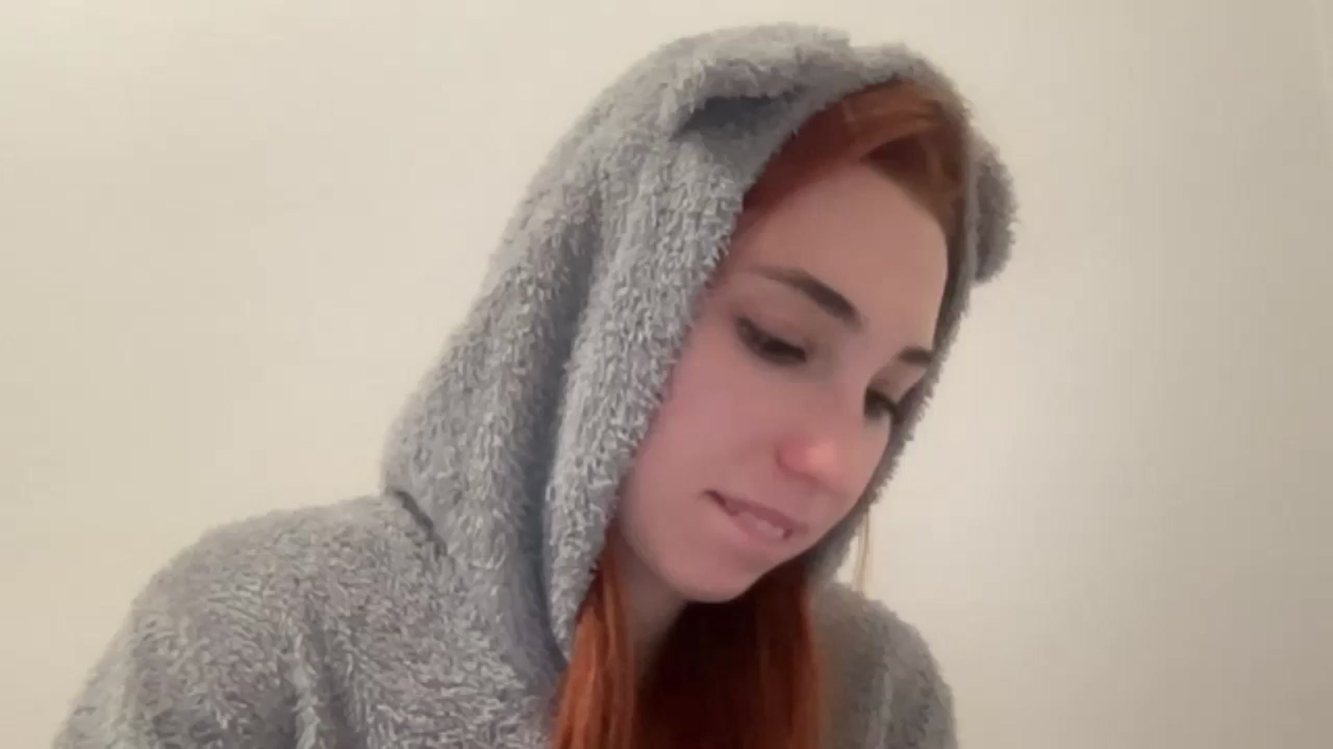 Gallery image thumbnail from Just_I's myfreecams stream on, 12/21/2024, 20:12 image 10 of 20