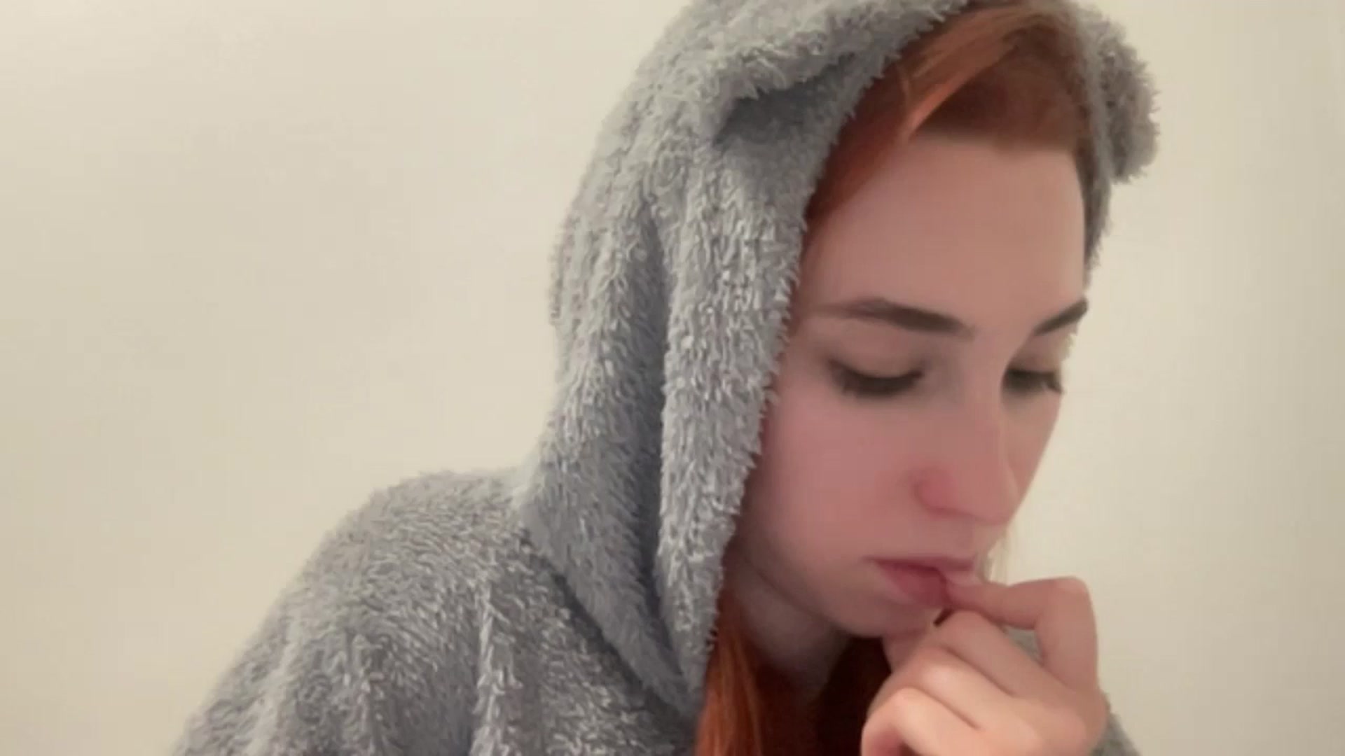 Gallery image thumbnail from Just_I's myfreecams stream on, 12/21/2024, 20:12 image 7 of 20
