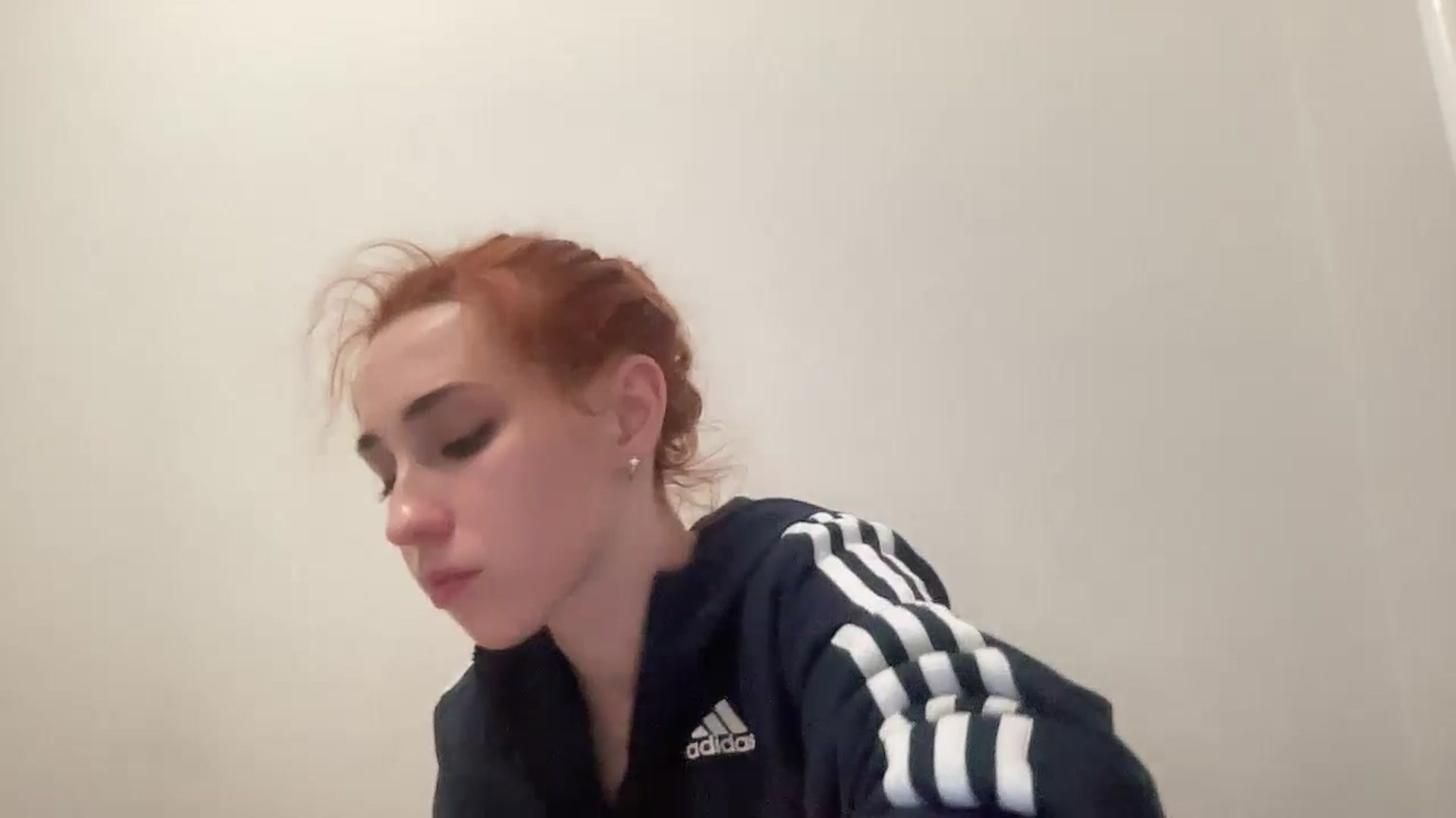 Gallery image thumbnail from Just_I's myfreecams stream on, 12/23/2024, 22:29 image 12 of 20