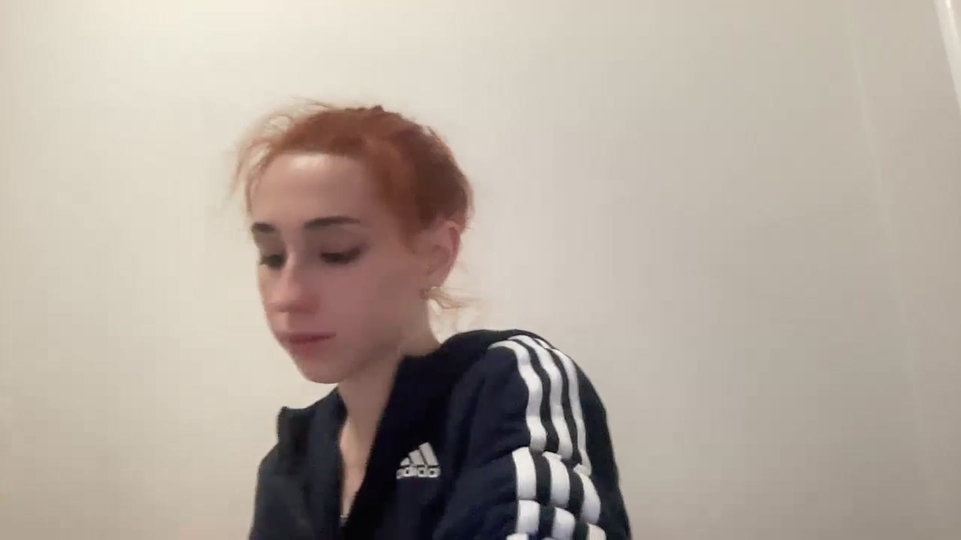 Gallery image thumbnail from Just_I's myfreecams stream on, 12/23/2024, 22:29 image 8 of 20