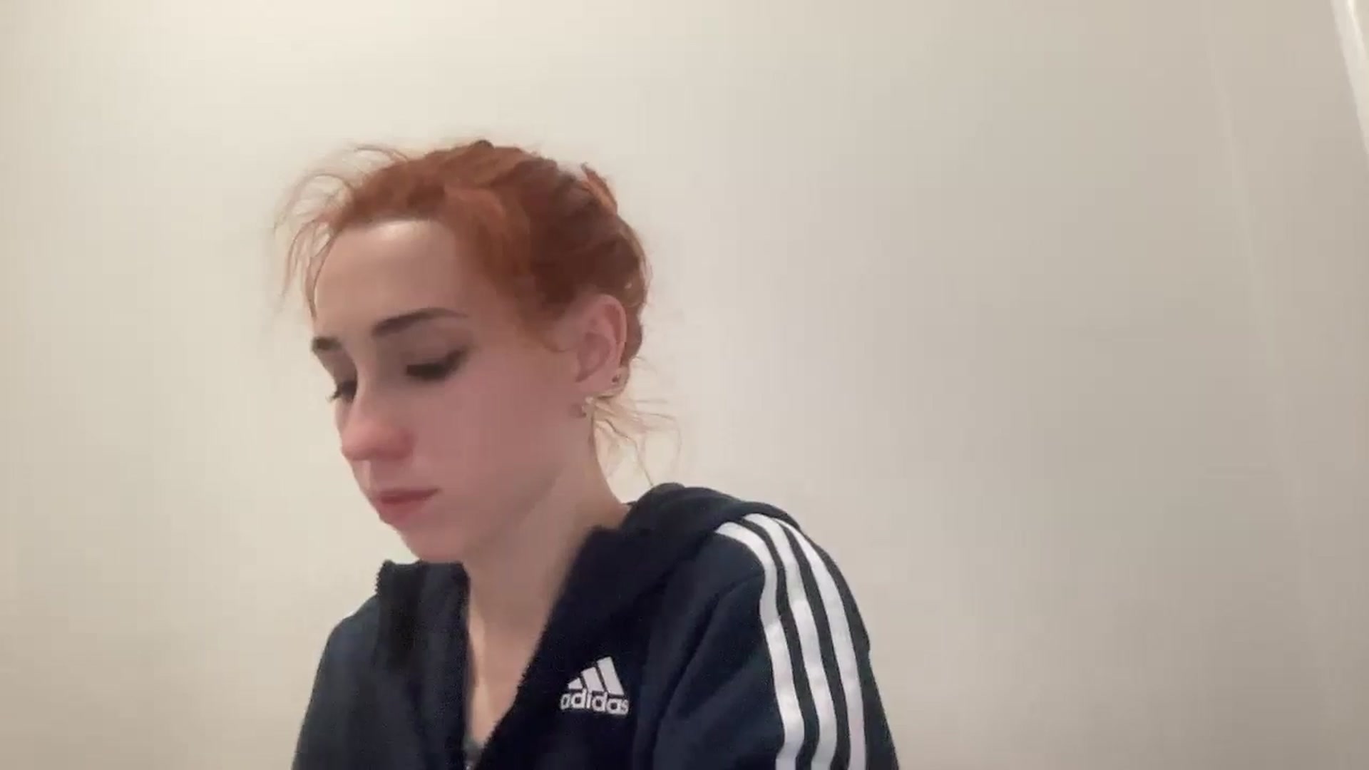 Gallery image thumbnail from Just_I's myfreecams stream on, 12/23/2024, 22:29 image 9 of 20
