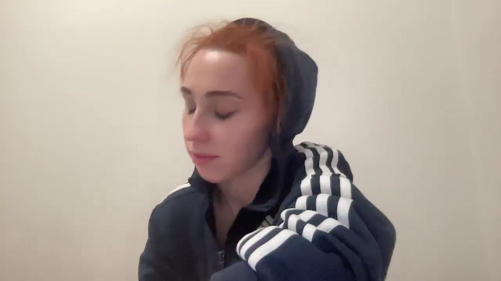 Gallery image thumbnail from Just_I's myfreecams stream on, 12/23/2024, 23:25 image 17 of 20