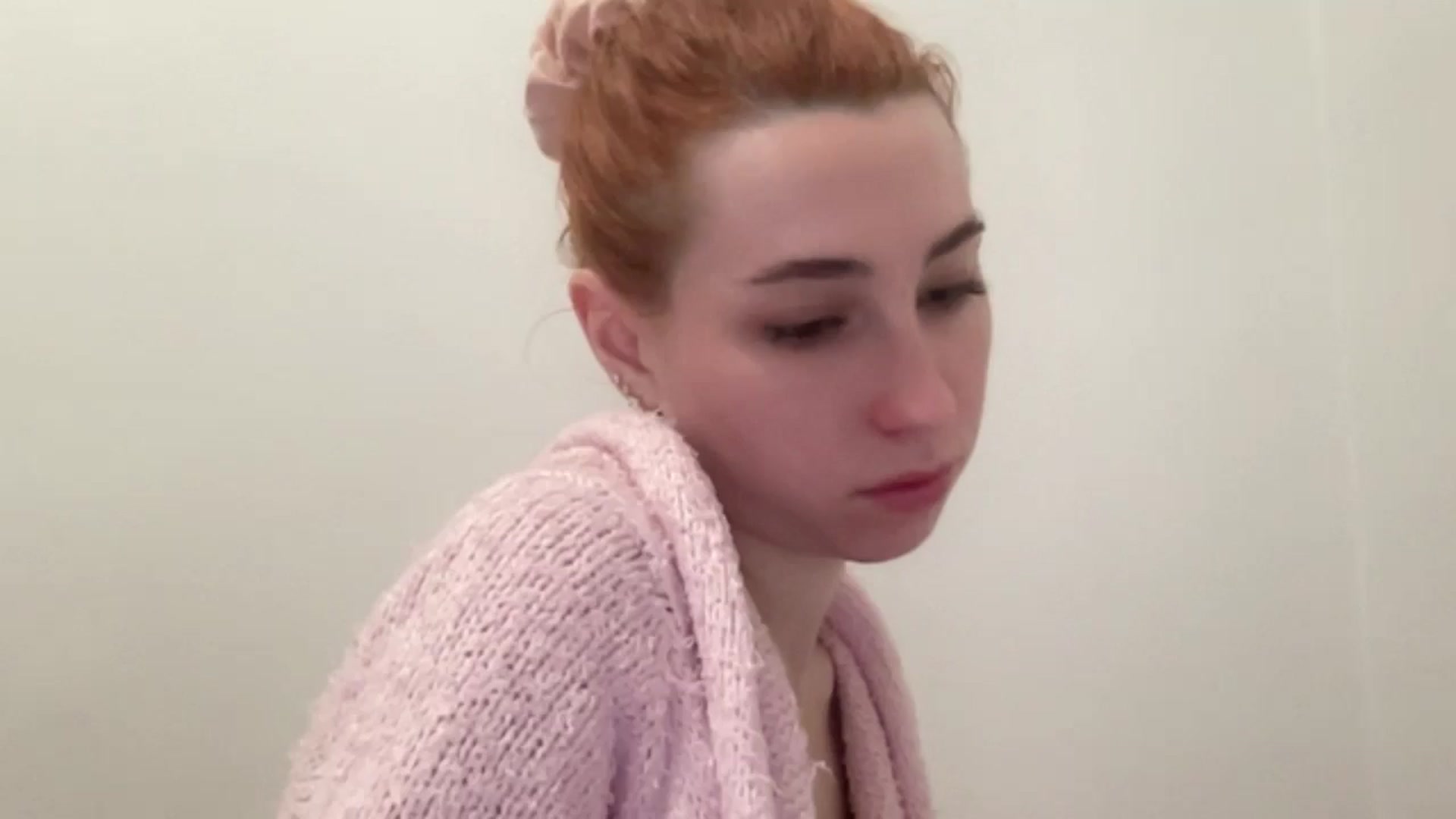 Gallery image thumbnail from Just_I's myfreecams stream on, 12/29/2024, 16:24 image 1 of 20
