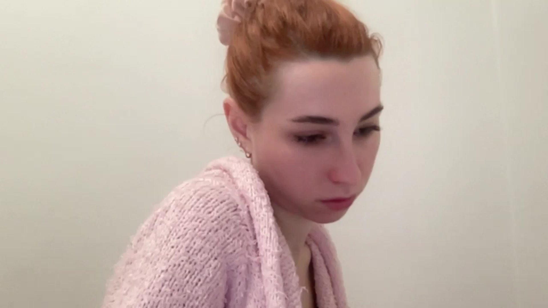 Gallery image thumbnail from Just_I's myfreecams stream on, 12/29/2024, 16:24 image 2 of 20