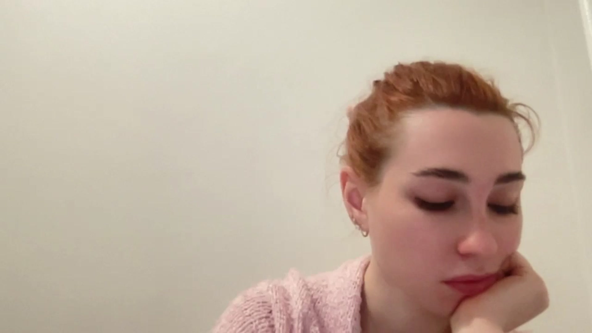 Gallery image thumbnail from Just_I's myfreecams stream on, 12/29/2024, 17:16 image 20 of 20