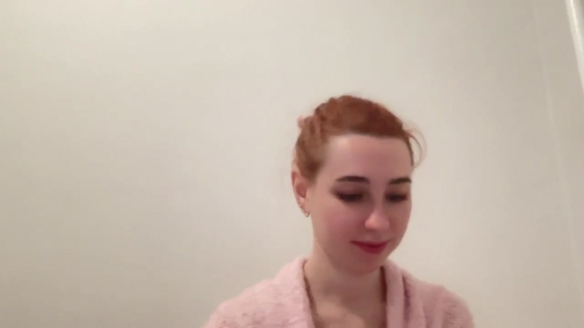 Gallery image thumbnail from Just_I's myfreecams stream on, 12/29/2024, 17:16 image 6 of 20