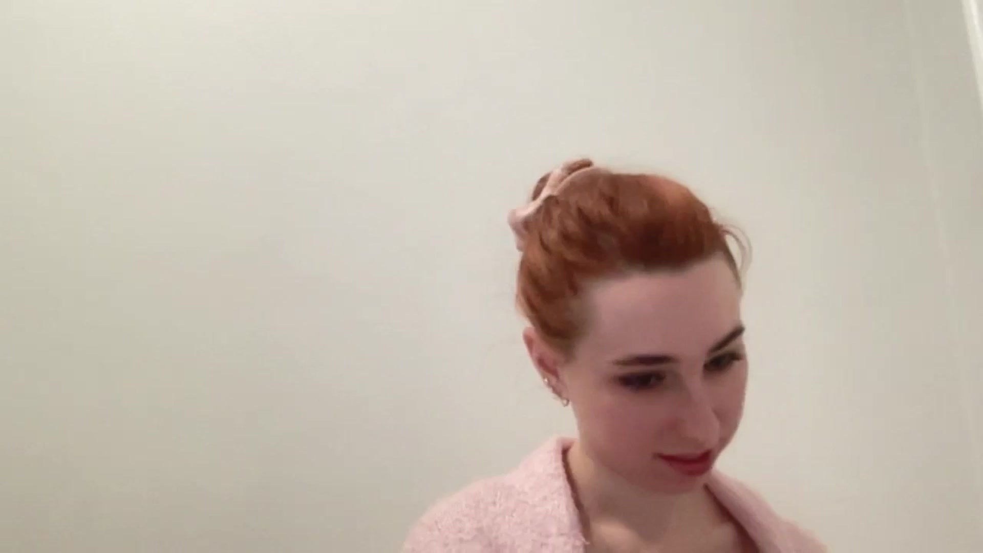 Gallery image thumbnail from Just_I's myfreecams stream on, 12/29/2024, 17:16 image 15 of 20