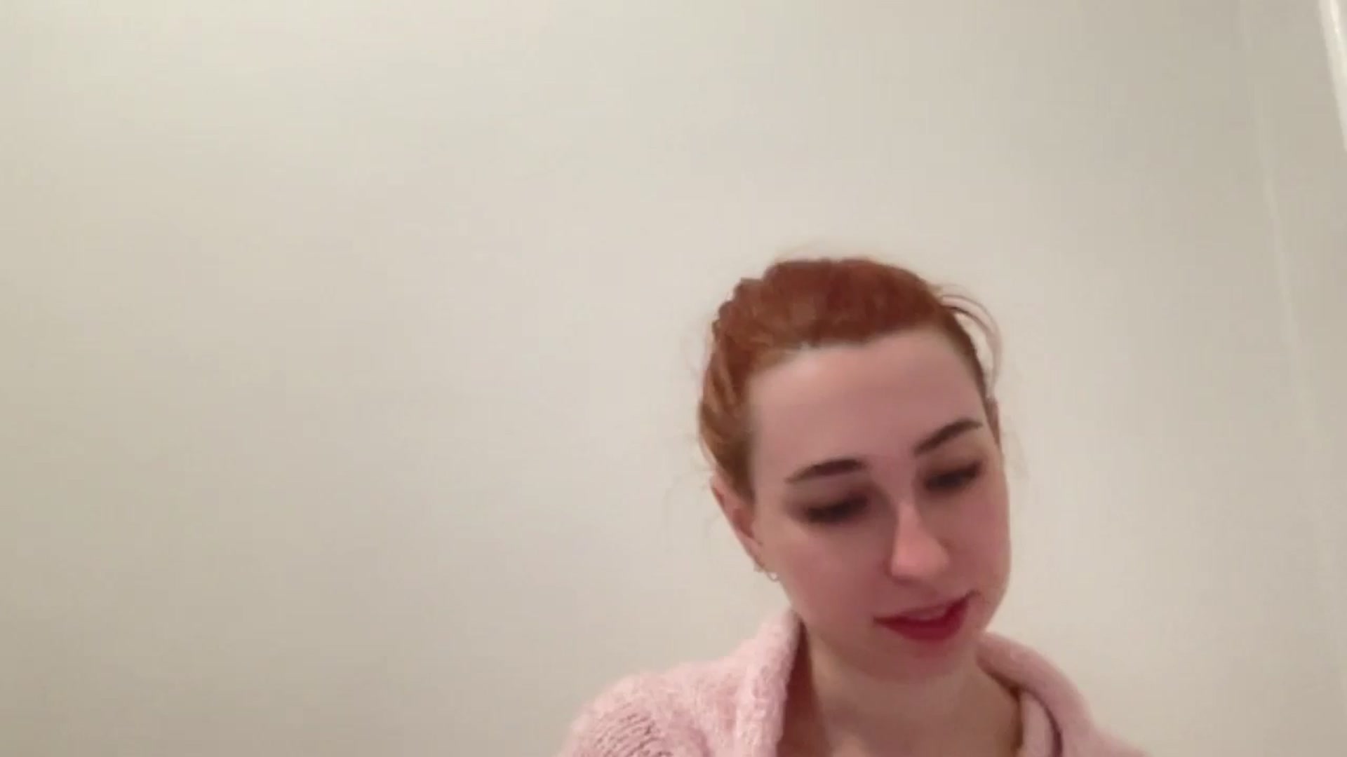 Gallery image thumbnail from Just_I's myfreecams stream on, 12/29/2024, 17:16 image 14 of 20