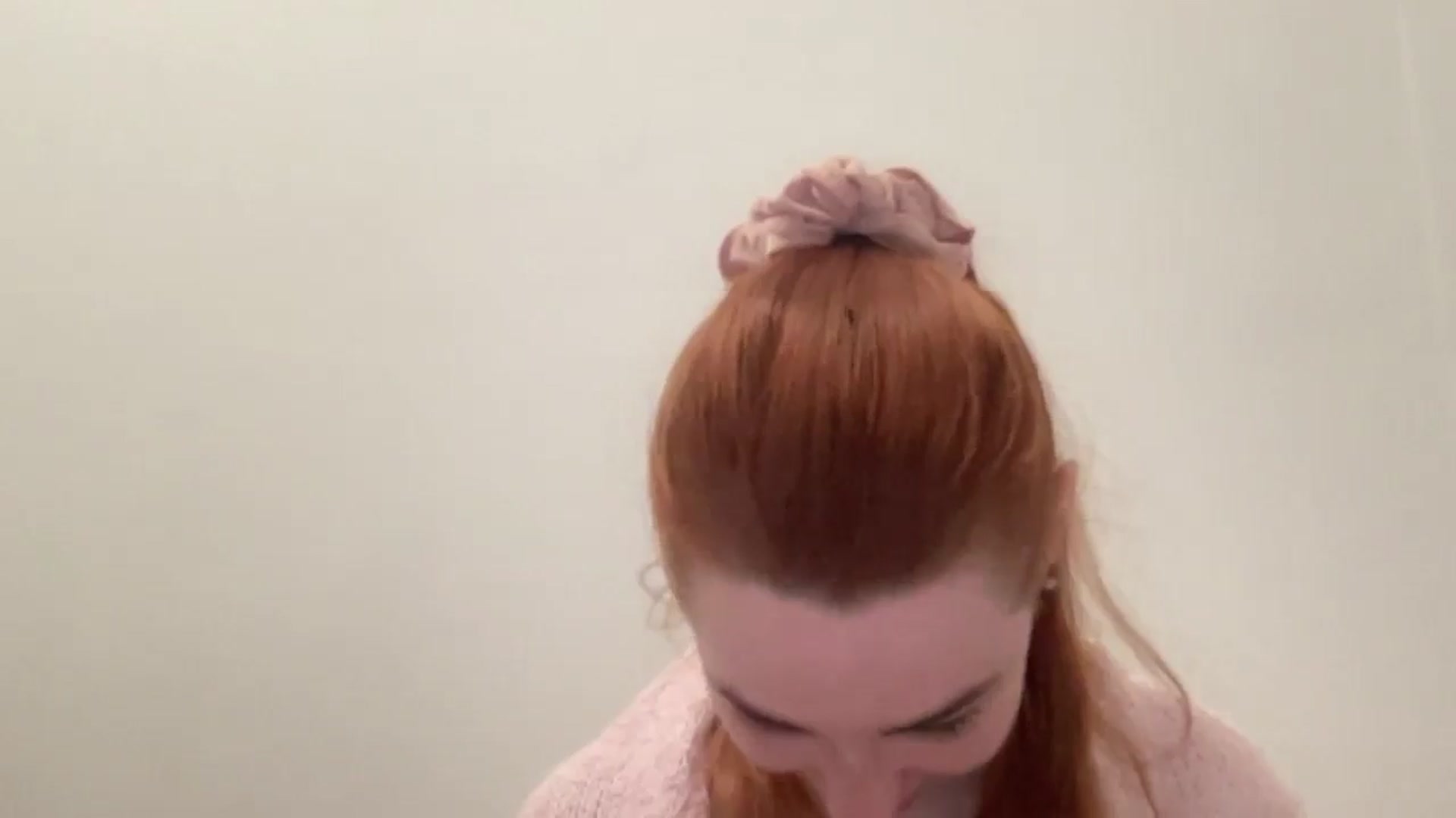 Gallery image thumbnail from Just_I's myfreecams stream on, 12/29/2024, 21:17 image 5 of 20