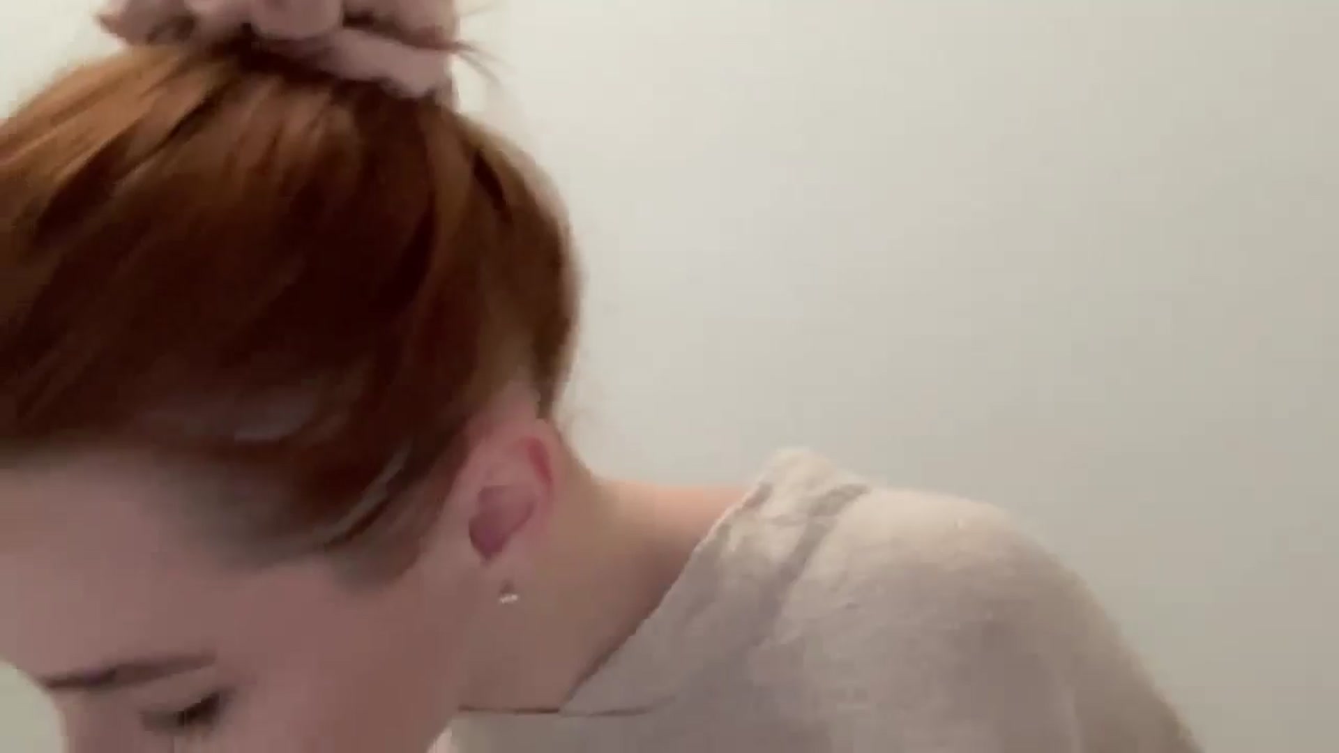 Gallery image thumbnail from Just_I's myfreecams stream on, 01/03/2025, 18:47 image 3 of 20