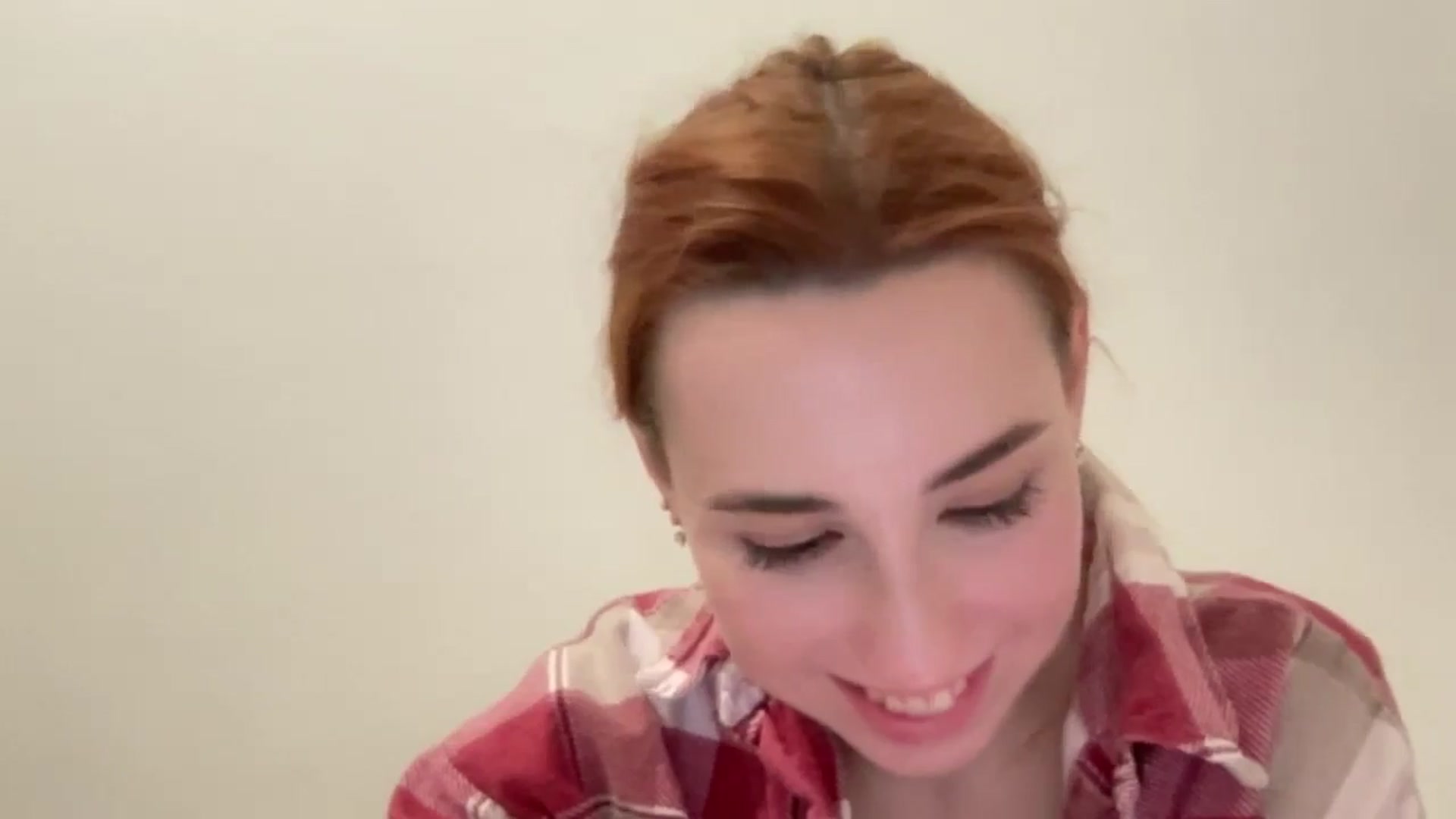 Gallery image thumbnail from Just_I's myfreecams stream on, 01/07/2025, 21:01 image 15 of 20
