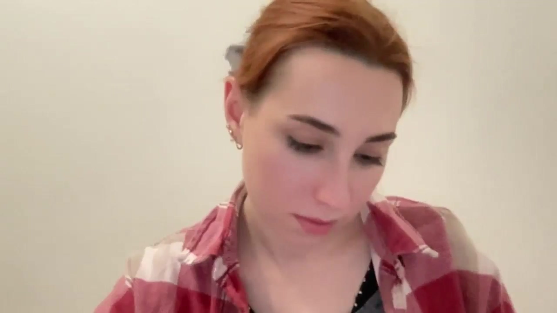 Gallery image thumbnail from Just_I's myfreecams stream on, 01/07/2025, 21:01 image 10 of 20