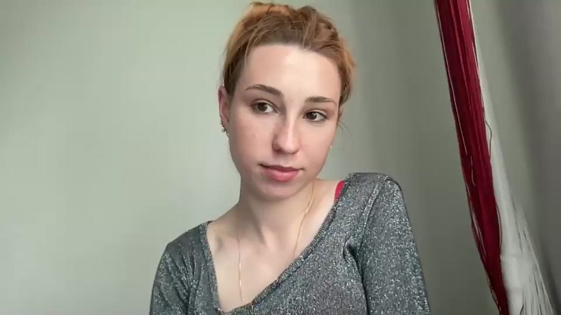 Gallery image thumbnail from Just_I's myfreecams stream on, 07/16/2025, 12:29 image 12 of 20