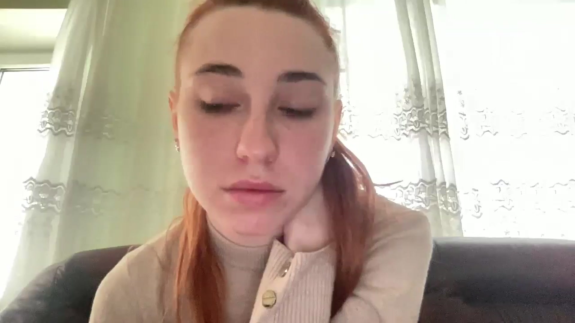 Gallery image thumbnail from Just_I's myfreecams stream on, 10/20/2025, 08:10 image 16 of 20