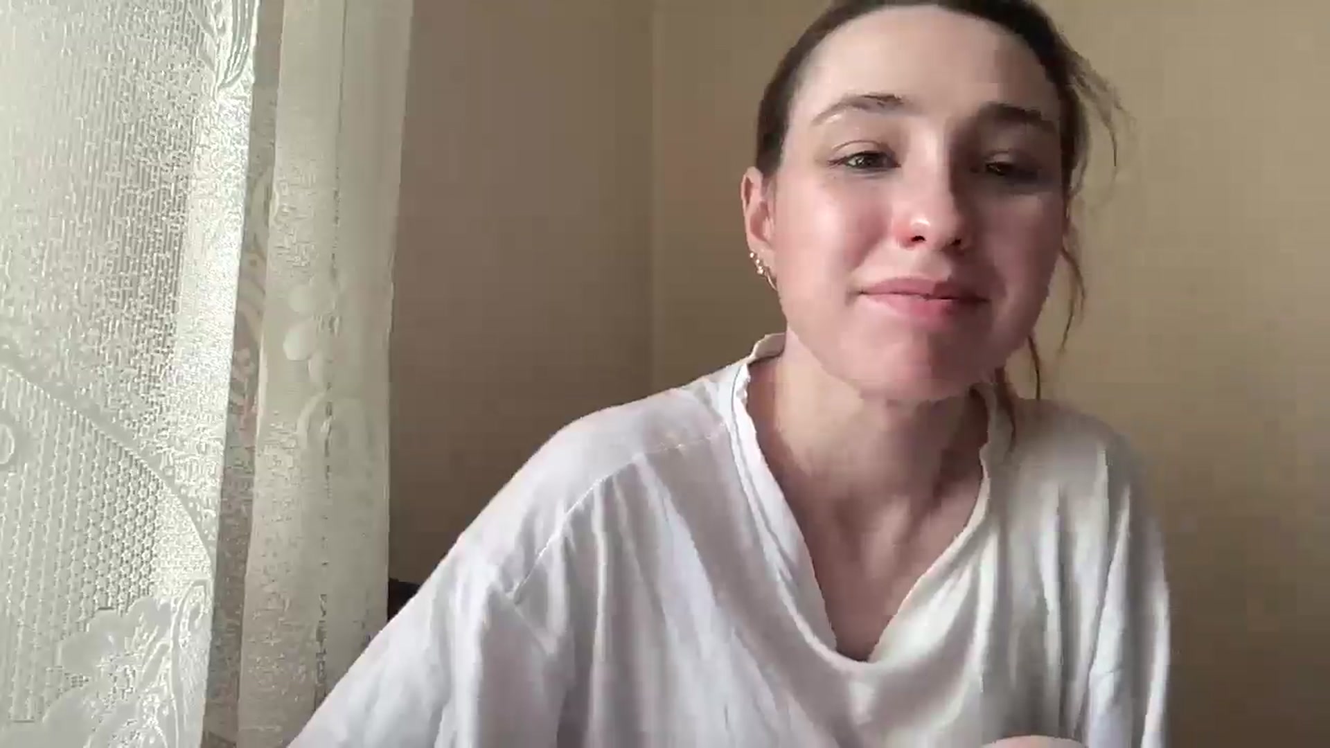 Gallery image thumbnail from Just_I's myfreecams stream on, 05/08/2026, 12:52 image 6 of 20