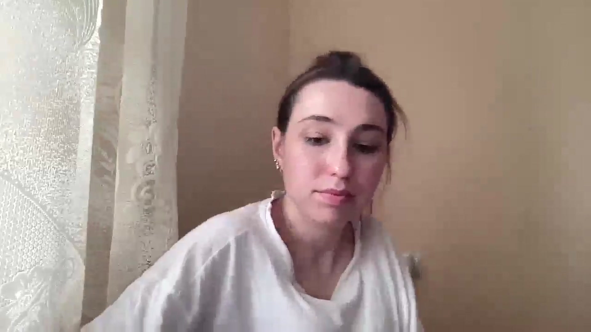 Gallery image thumbnail from Just_I's myfreecams stream on, 05/08/2026, 12:52 image 17 of 20