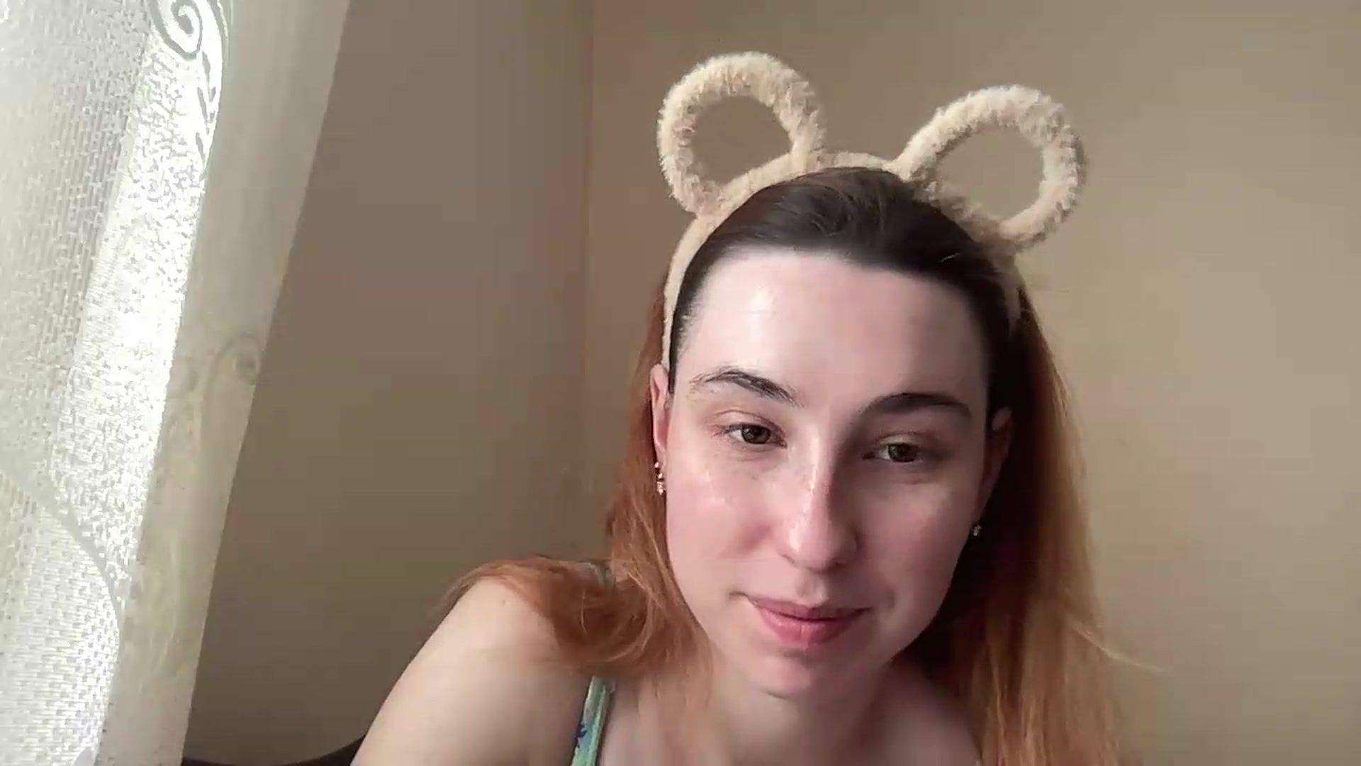Gallery image thumbnail from Just_I's myfreecams stream on, 05/09/2026, 12:24 image 6 of 20