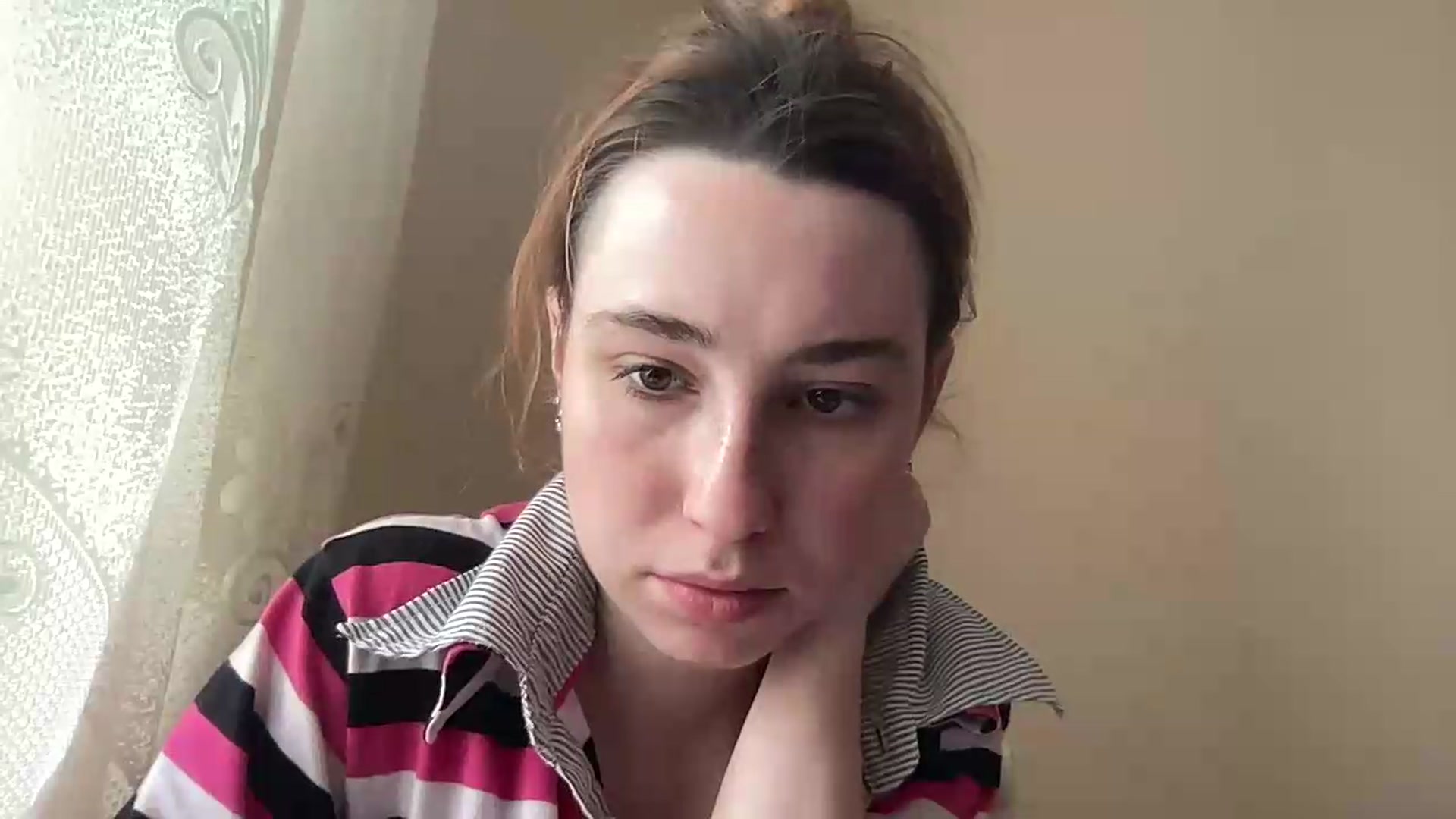 Gallery image thumbnail from Just_I's myfreecams stream on, 05/10/2026, 09:06 image 18 of 20