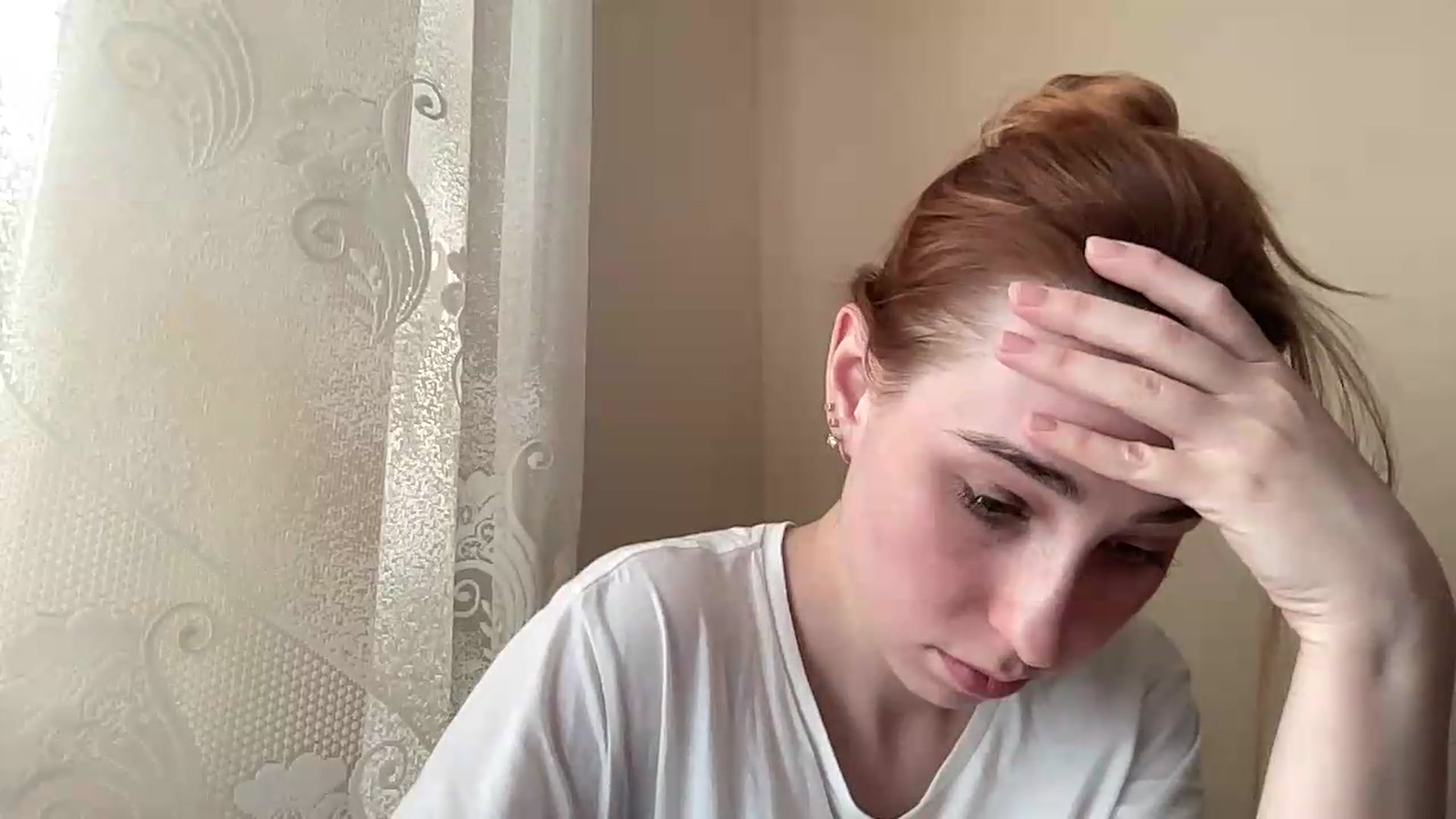 Gallery image thumbnail from Just_I's myfreecams stream on, 06/04/2026, 11:45 image 10 of 20