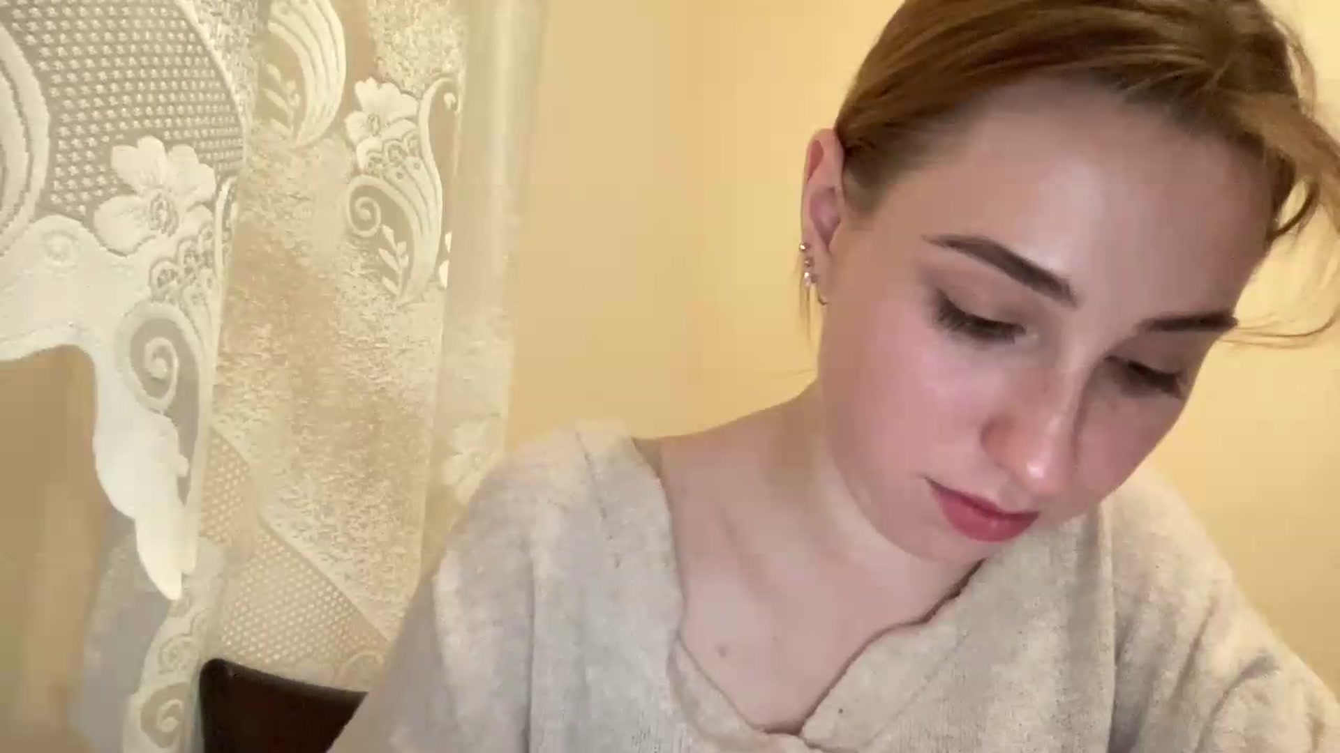 Gallery image thumbnail from Just_I's myfreecams stream on, 06/15/2026, 01:43 image 15 of 20