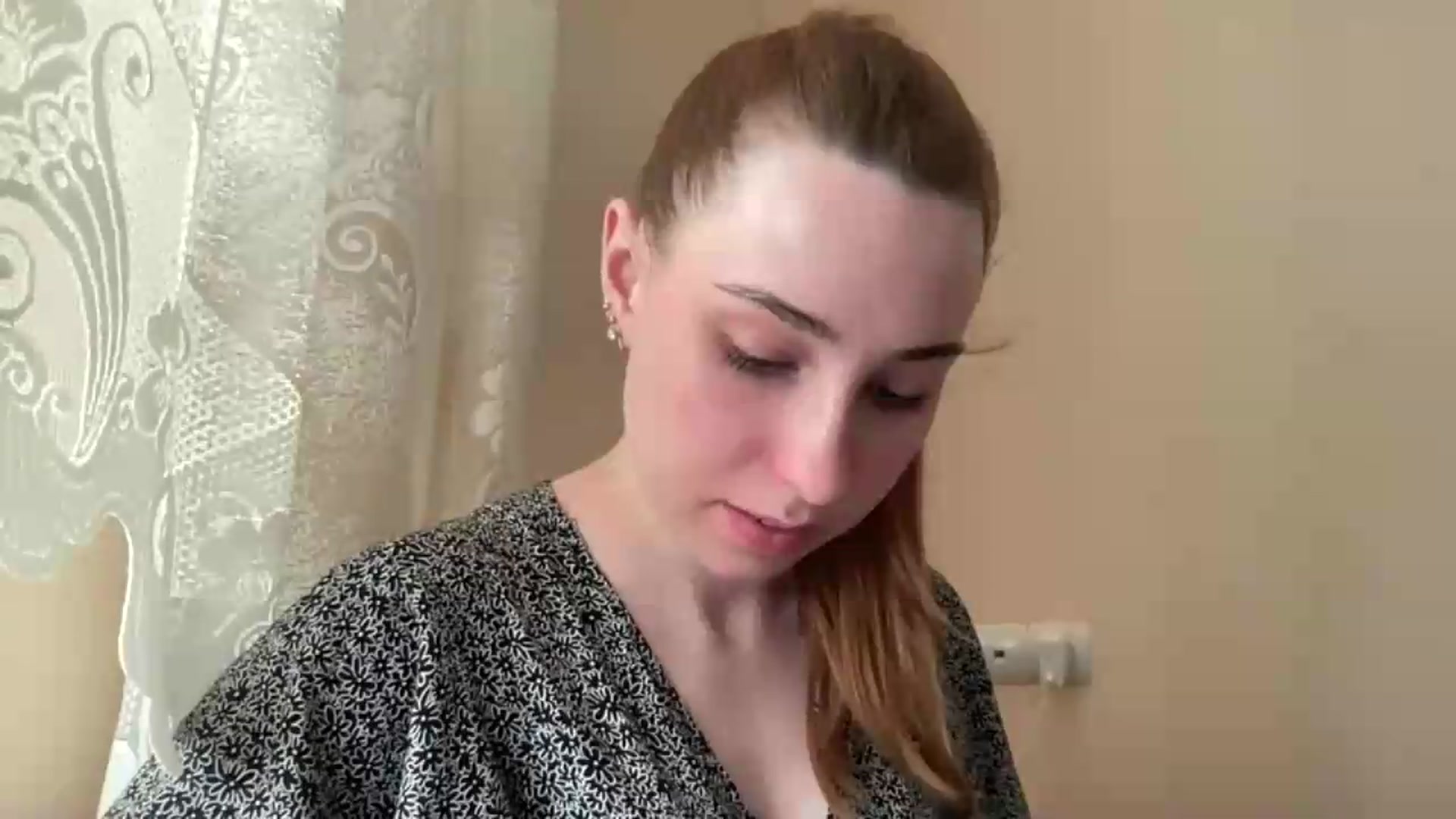 Gallery image thumbnail from Just_I's myfreecams stream on, 06/19/2026, 10:39 image 10 of 20
