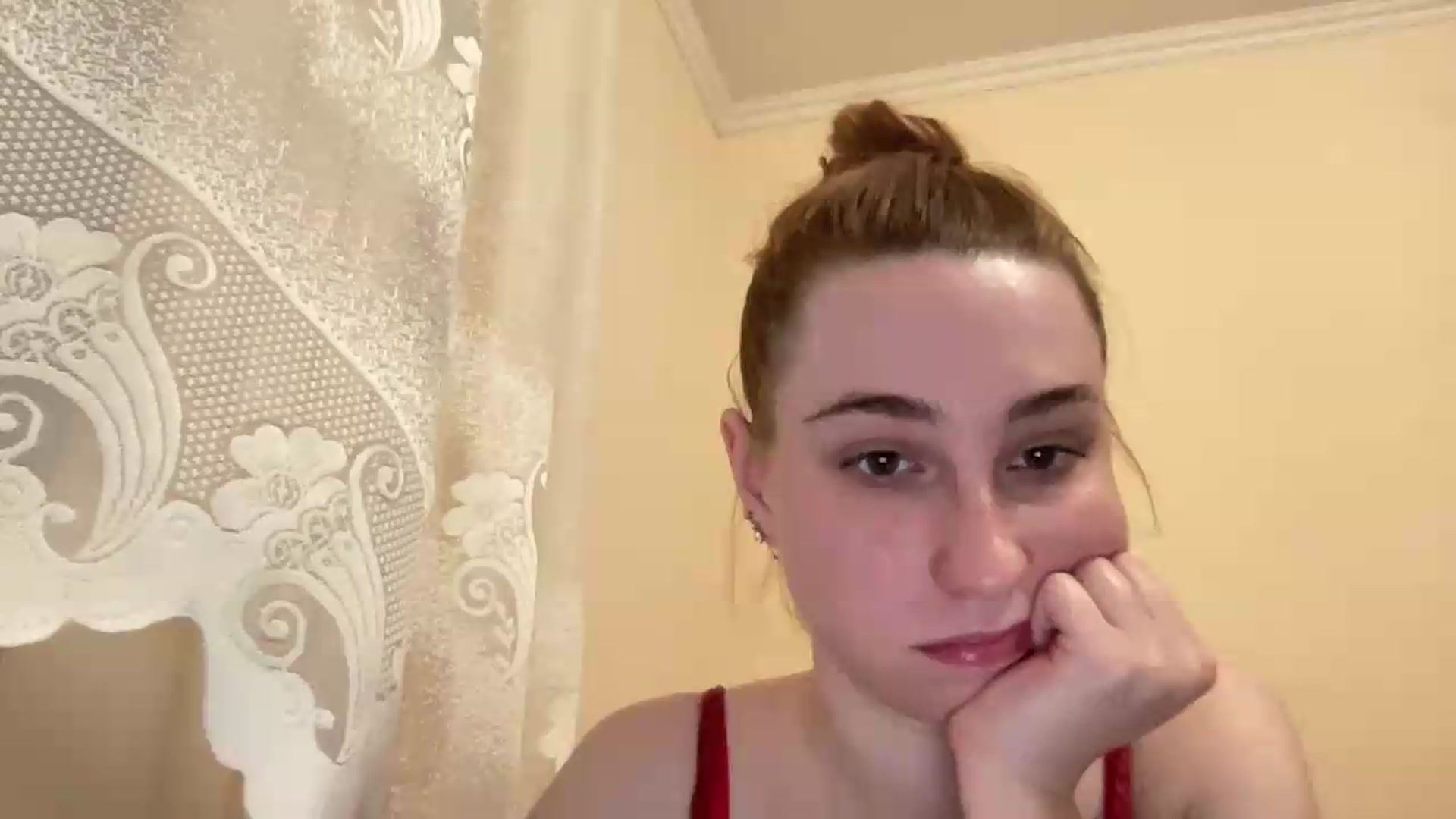 Gallery image thumbnail from Just_I's myfreecams stream on, 07/15/2026, 20:25 image 4 of 20