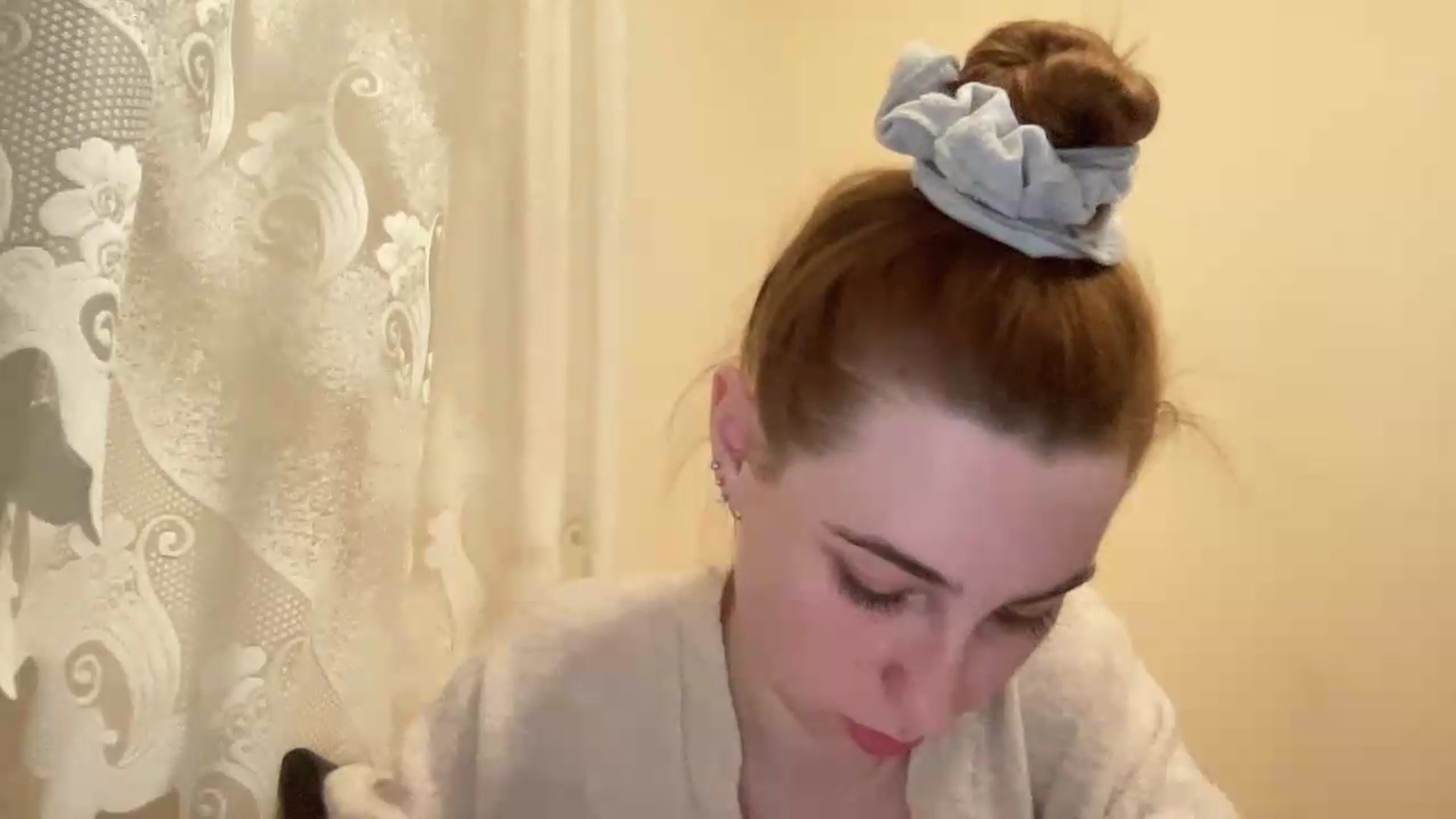 Gallery image thumbnail from Just_I's myfreecams stream on, 08/18/2026, 20:41 image 2 of 20