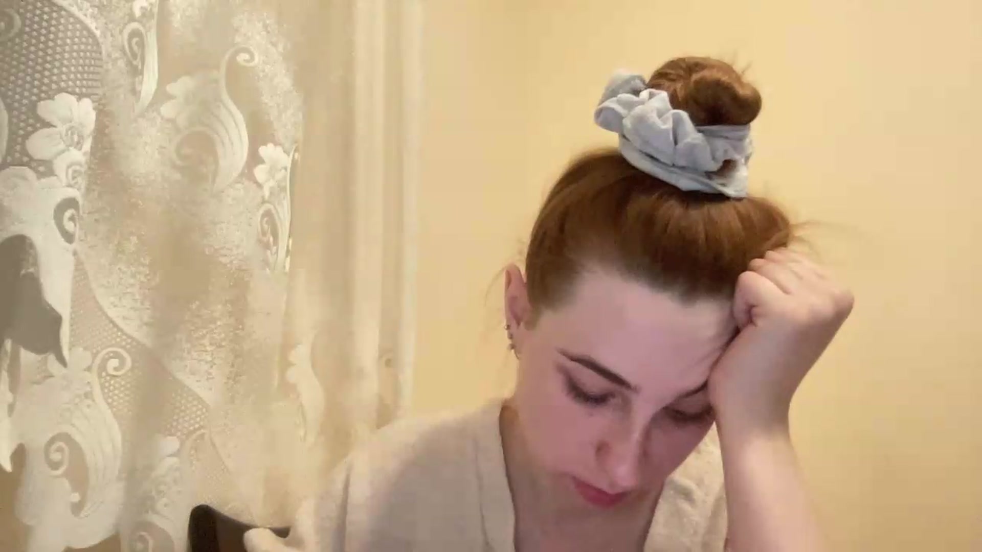 Gallery image thumbnail from Just_I's myfreecams stream on, 08/18/2026, 20:41 image 8 of 20