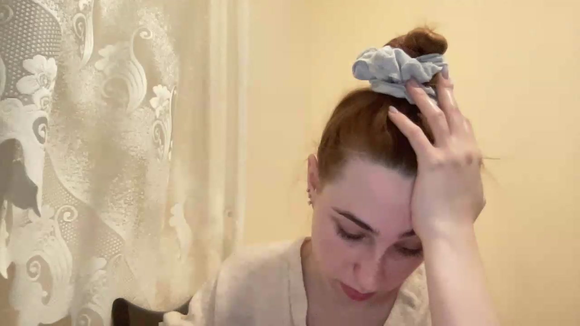 Gallery image thumbnail from Just_I's myfreecams stream on, 08/18/2026, 20:41 image 11 of 20