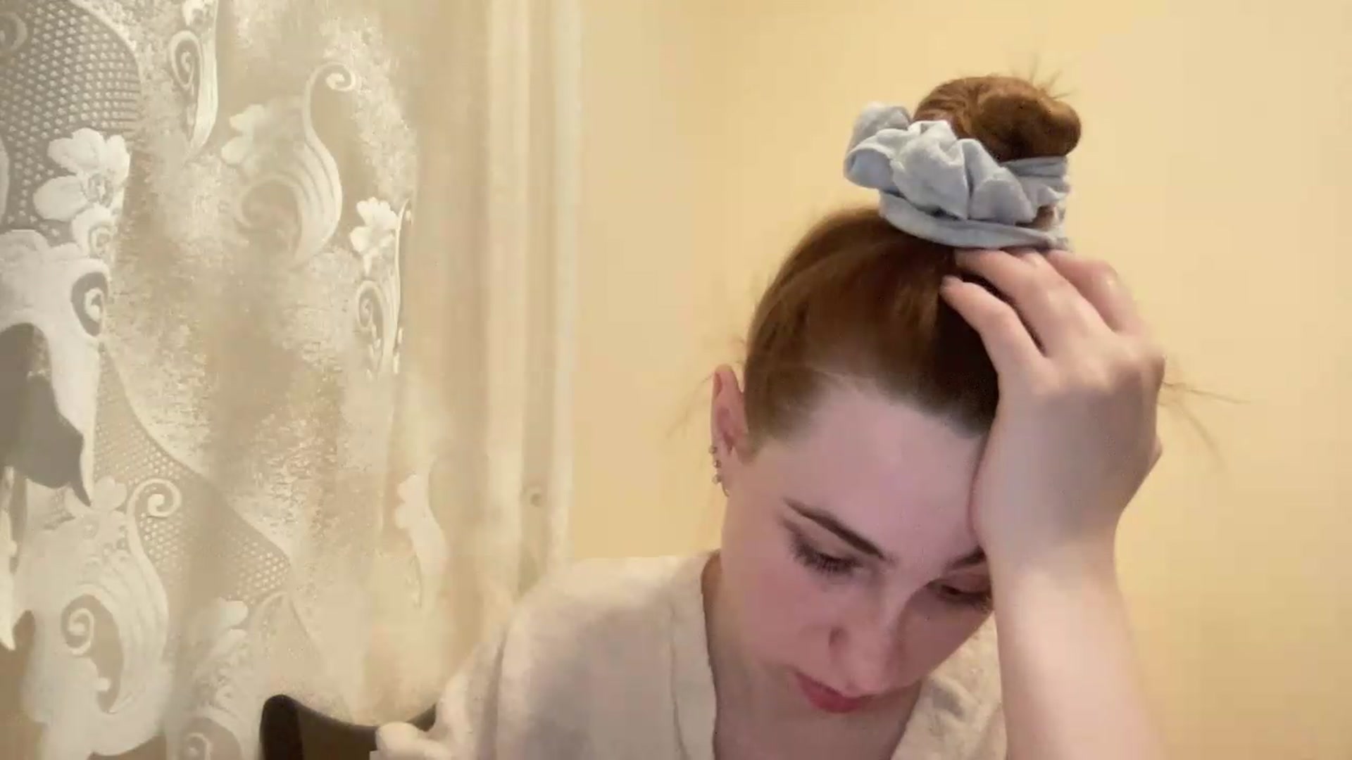 Gallery image thumbnail from Just_I's myfreecams stream on, 08/18/2026, 20:41 image 12 of 20