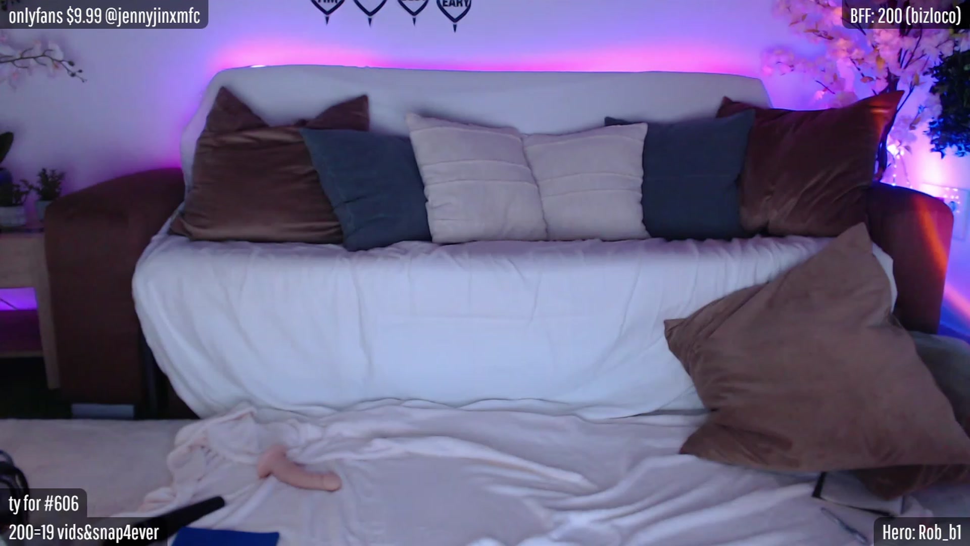 Gallery image thumbnail from Just_Jen's myfreecams stream on, 04/05/2023, 04:39 image 16 of 20