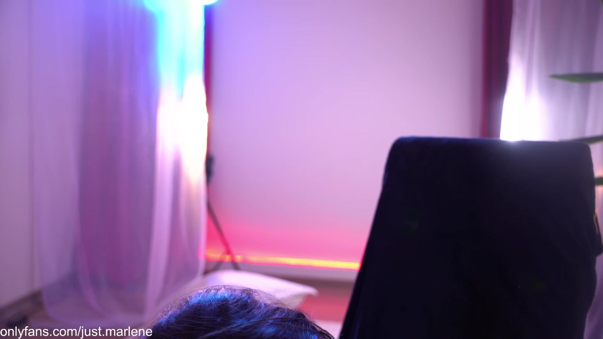 Gallery image thumbnail from Just_Marlene's myfreecams stream on, 12/15/2022, 06:08 image 3 of 20