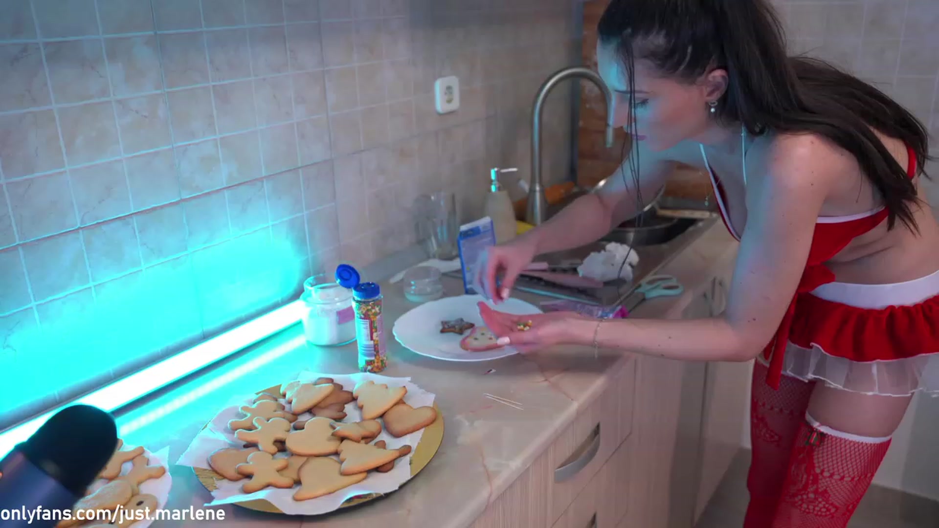 Gallery image thumbnail from Just_Marlene's myfreecams stream on, 12/23/2022, 03:57 image 20 of 20