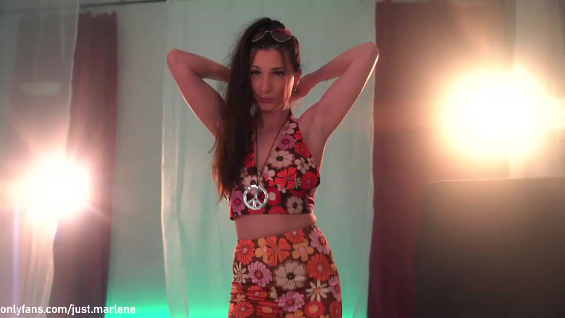 Gallery image thumbnail from Just_Marlene's myfreecams stream on, 01/04/2023, 03:58 image 5 of 20