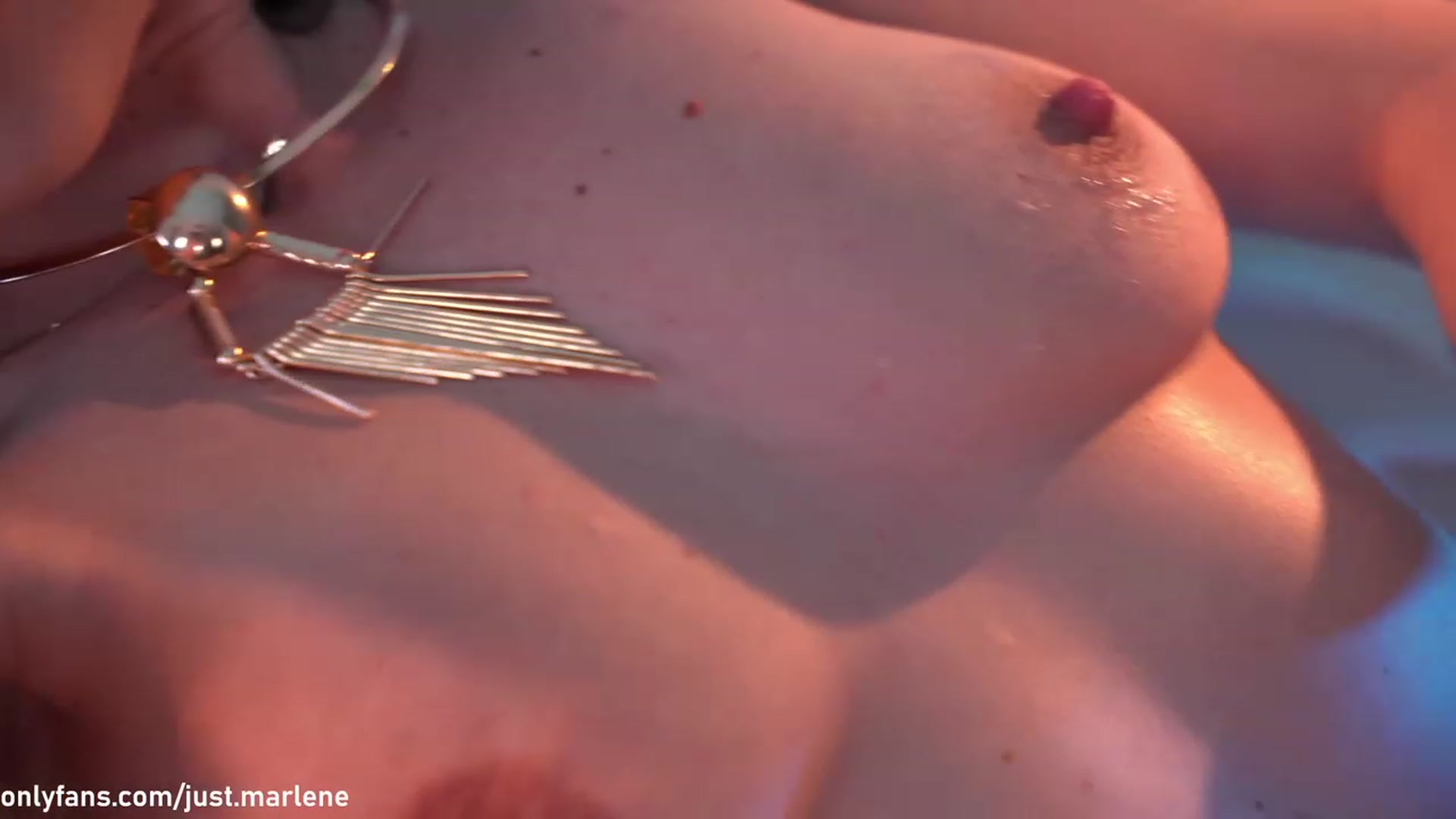 Gallery image thumbnail from Just_Marlene's myfreecams stream on, 01/12/2023, 06:14 image 14 of 20