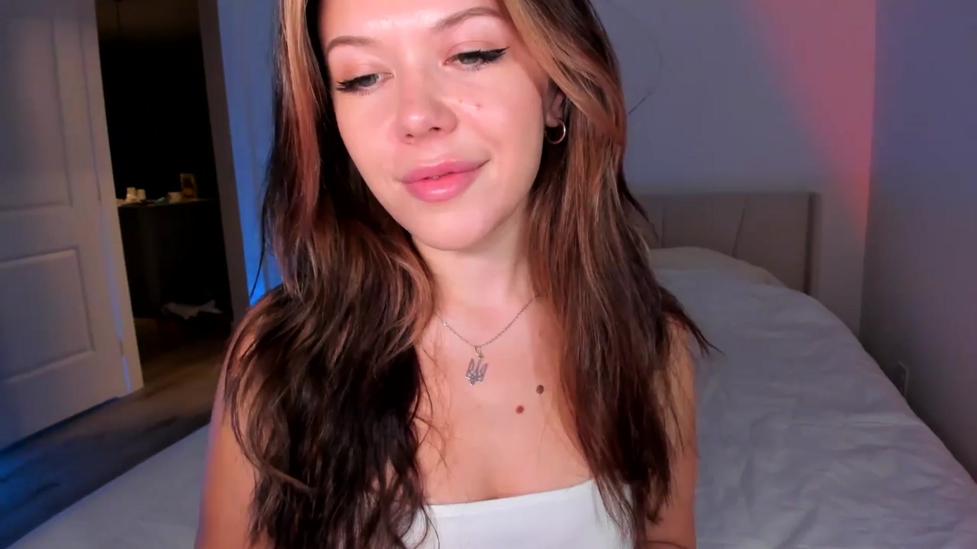 Gallery image thumbnail from Just_Vi's myfreecams stream on, 02/07/2025, 06:48 image 10 of 20