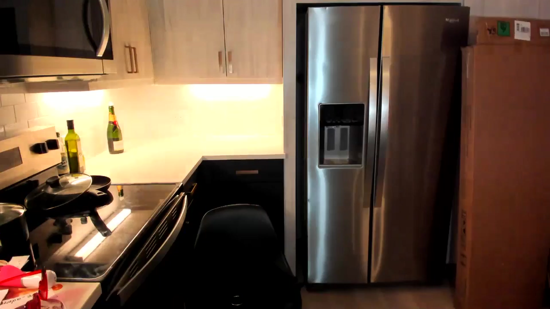 Gallery image thumbnail from Just_Vi's myfreecams stream on, 02/08/2025, 08:54 image 6 of 20