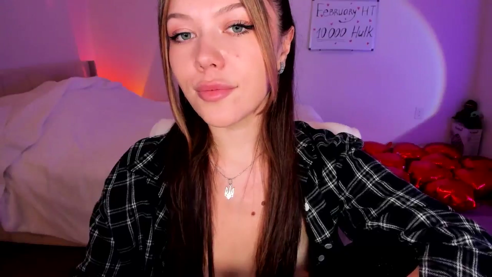 Gallery image thumbnail from Just_Vi's myfreecams stream on, 02/22/2025, 06:10 image 10 of 20