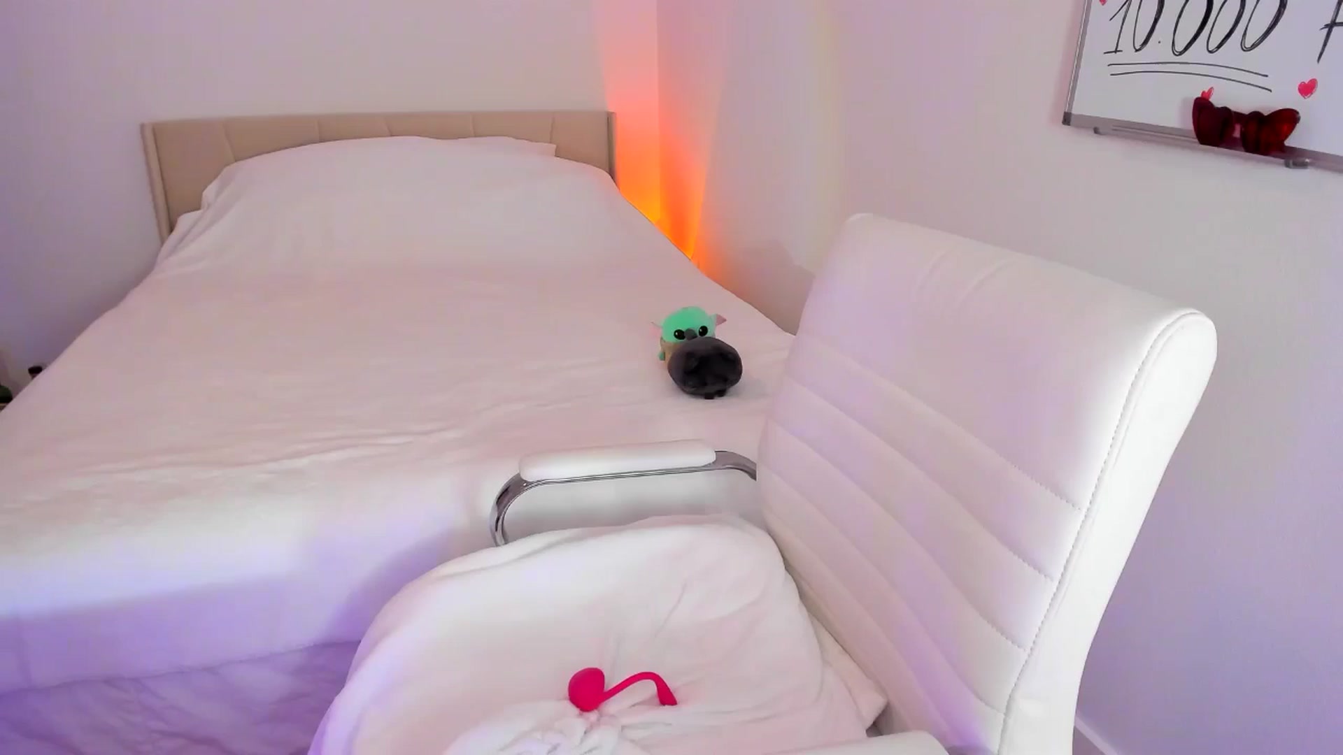 Gallery image thumbnail from Just_Vi's myfreecams stream on, 02/26/2025, 05:21 image 9 of 20