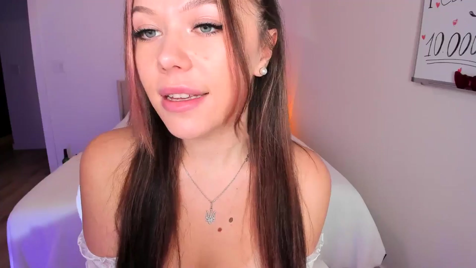 Gallery image thumbnail from Just_Vi's myfreecams stream on, 02/27/2025, 08:00 image 4 of 20