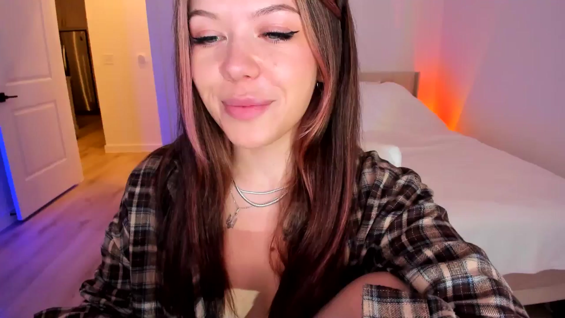 Gallery image thumbnail from Just_Vi's myfreecams stream on, 03/04/2025, 04:42 image 20 of 20