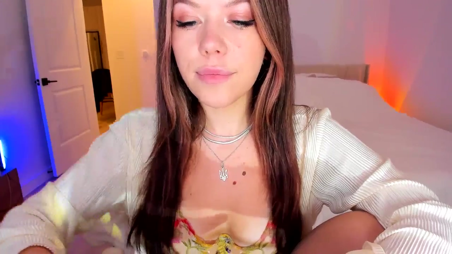 Gallery image thumbnail from Just_Vi's myfreecams stream on, 03/06/2025, 05:37 image 11 of 20