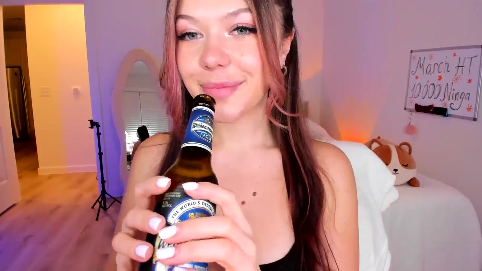 Gallery image thumbnail from Just_Vi's myfreecams stream on, 03/09/2025, 03:24 image 8 of 20