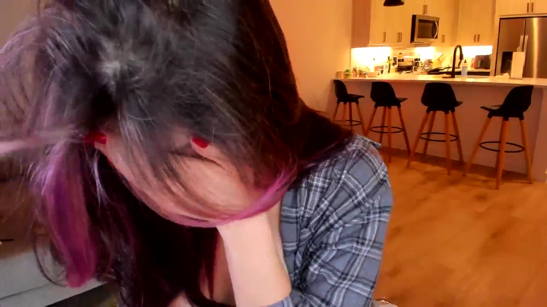 Gallery image thumbnail from Just_Vi's myfreecams stream on, 03/16/2025, 03:30 image 14 of 20