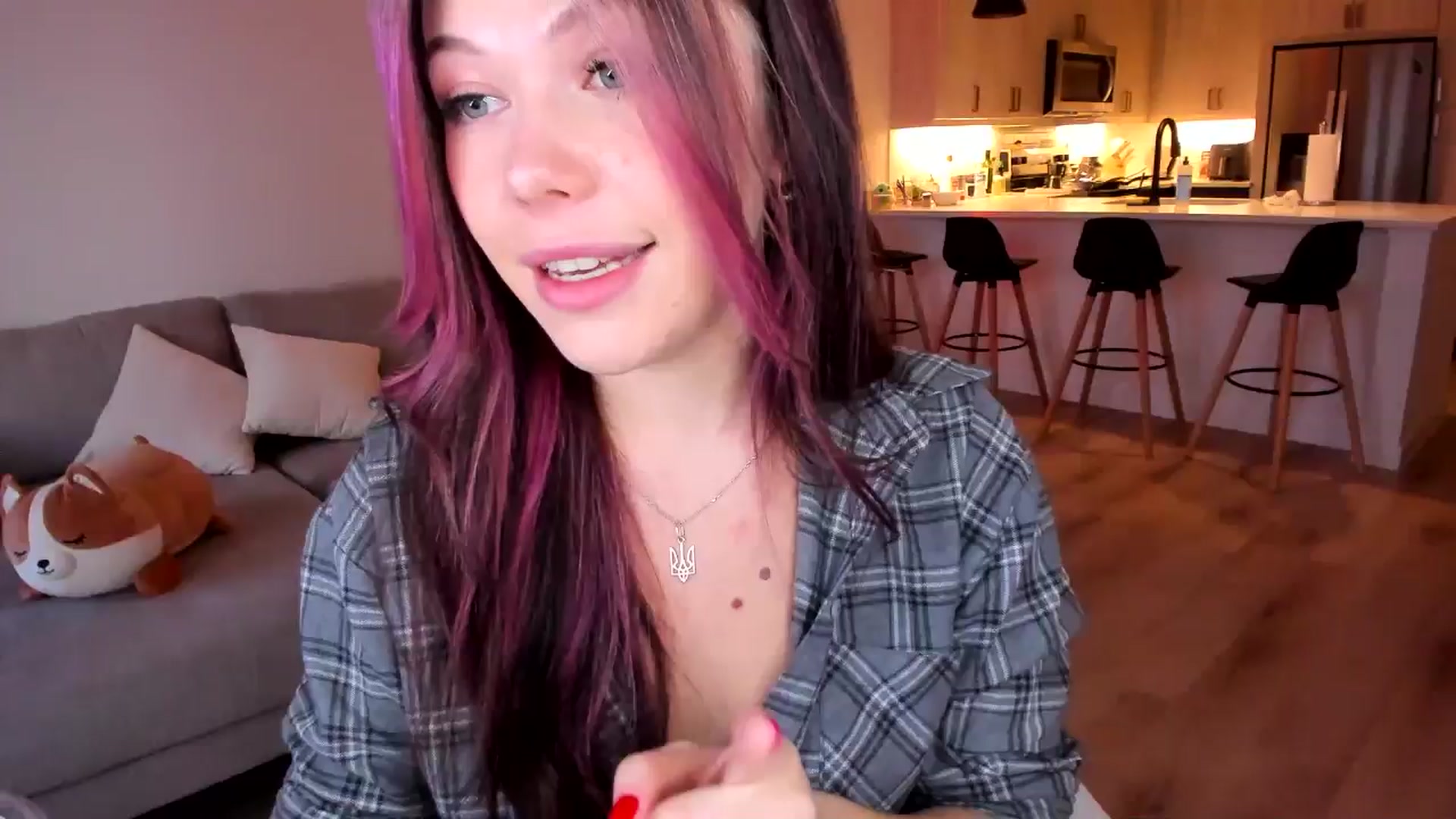 Gallery image thumbnail from Just_Vi's myfreecams stream on, 03/16/2025, 03:30 image 1 of 20